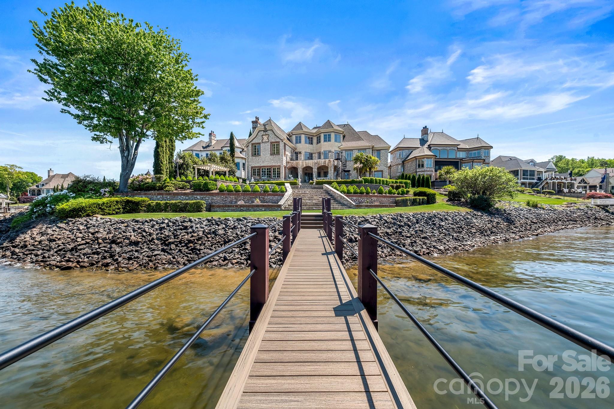Joslin Pointe - Residential