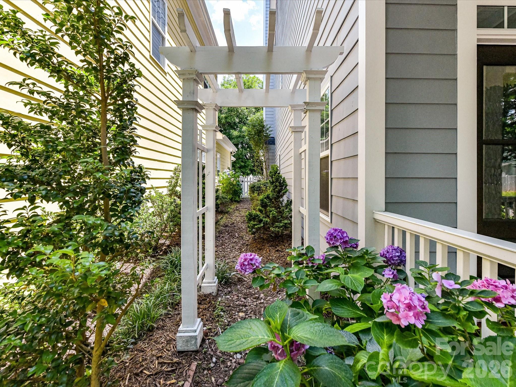 Lela Court - Residential