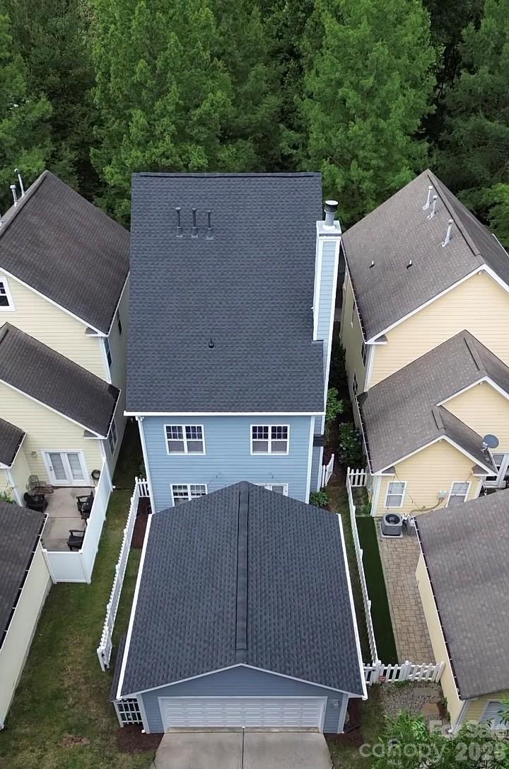 Lela Court - Residential