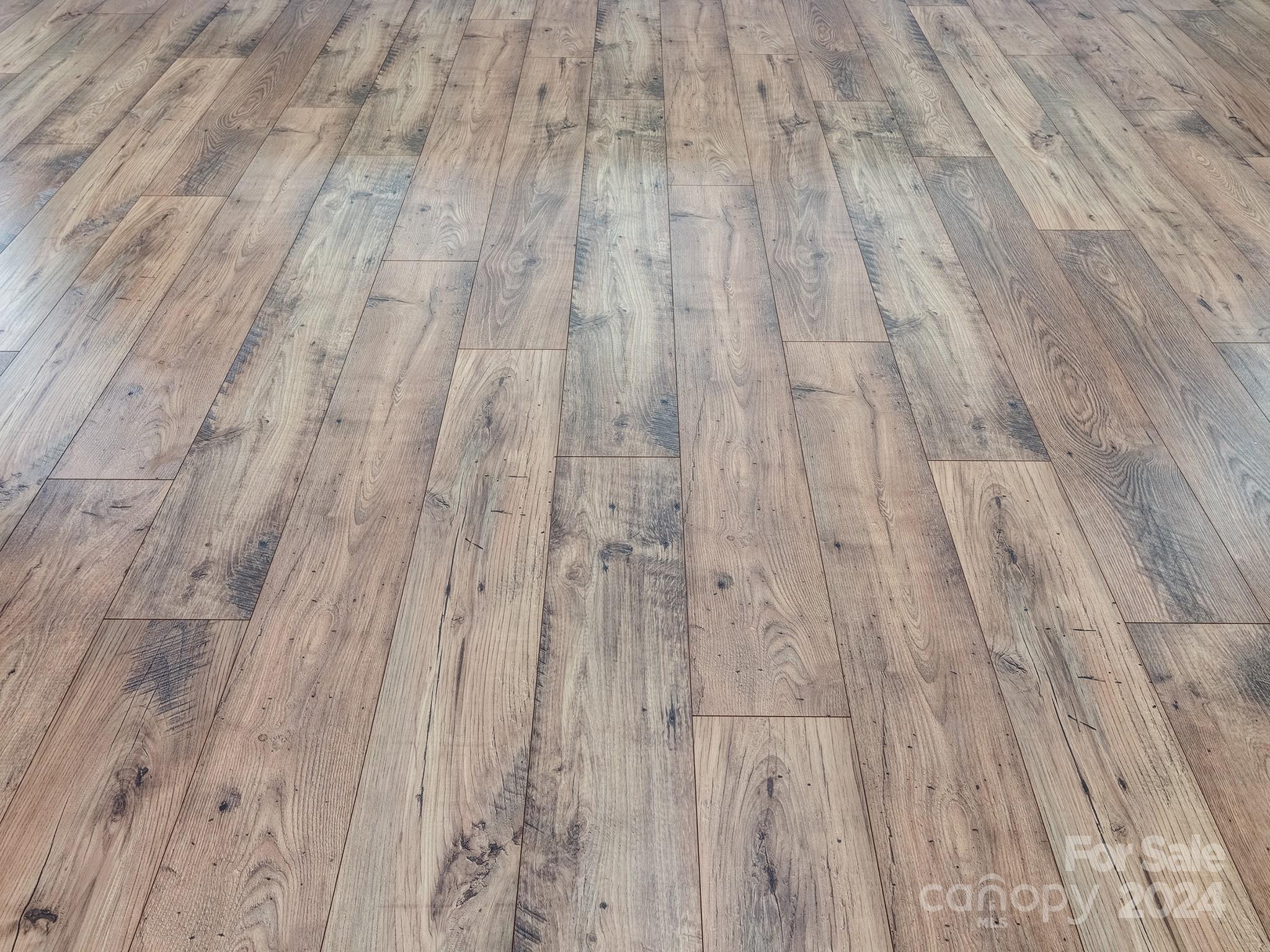 Tega Cay - Residential