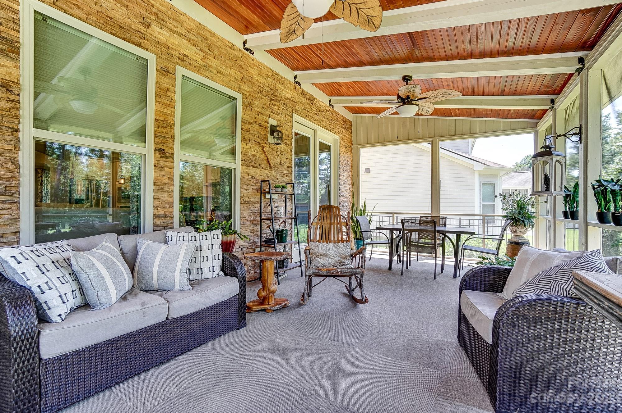 Palm Tree Cove - Residential