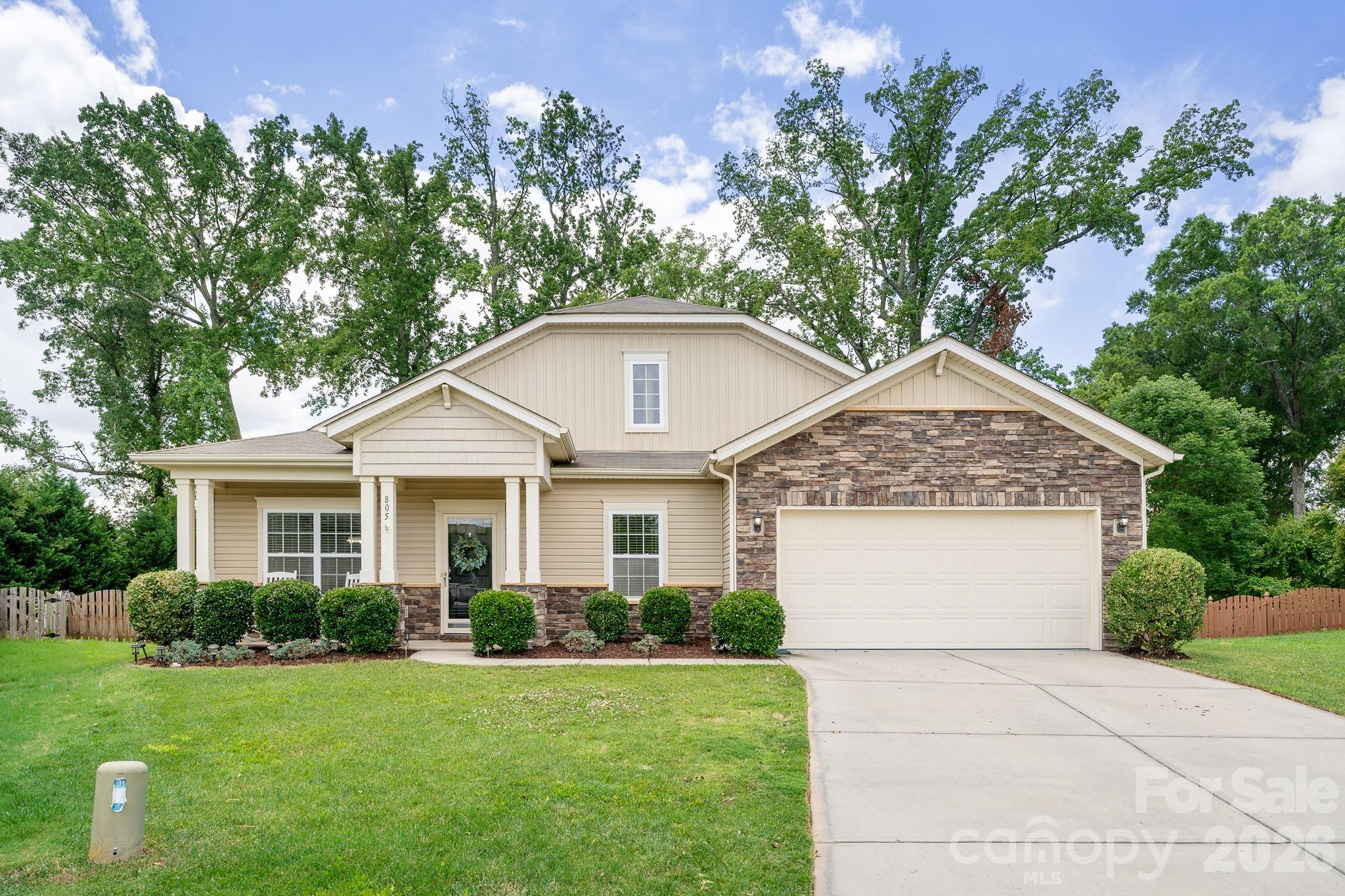 Welcome home to this beautifully maintained three-bedroom ranch featuring a desirable split-bedroom floor plan and an open-concept layout perfect for everyday living and entertaining. Nestled on a quiet cul-de-sac, this home offers the ideal blend of comfort and functionality.
The spacious main living area flows seamlessly into the kitchen, where you’ll find stunning granite countertops, ample cabinet space, and plenty of room to gather with family and friends. Hardwood flooring extends throughout the main living areas, while the bedrooms offer the warmth and comfort of carpet.
At the front of the home, a formal dining room and versatile flex space provide endless possibilities—perfect for a home office, sitting room, playroom, or additional living area.
With its thoughtful layout, inviting living spaces, and sought-after location, this home is one you won’t want to miss!