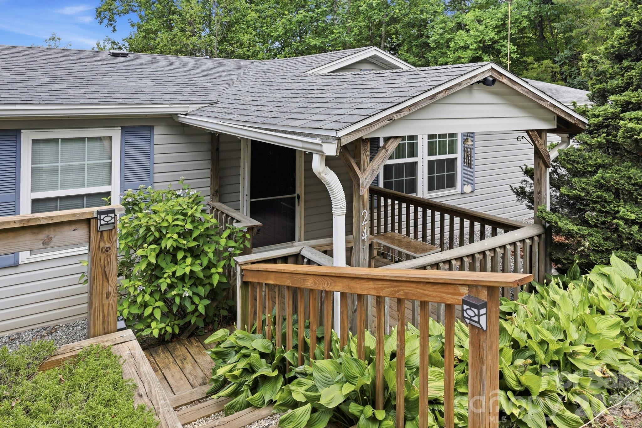 Lake Lure Mountain Estates - Residential