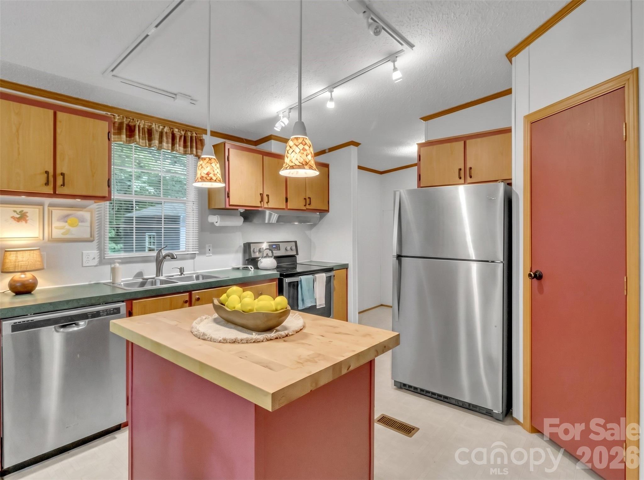Eagle Creek - Residential