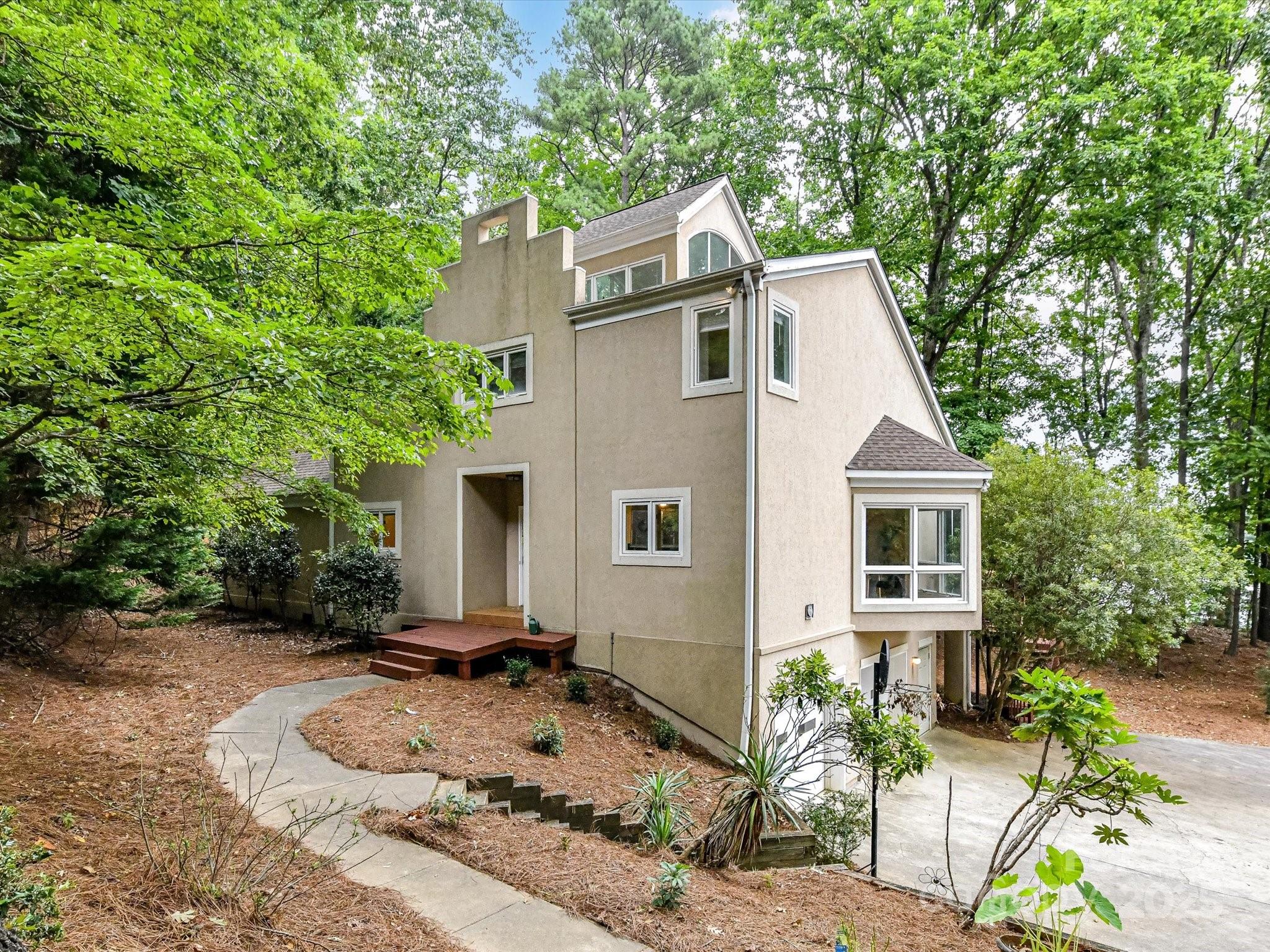Tega Cay - Residential