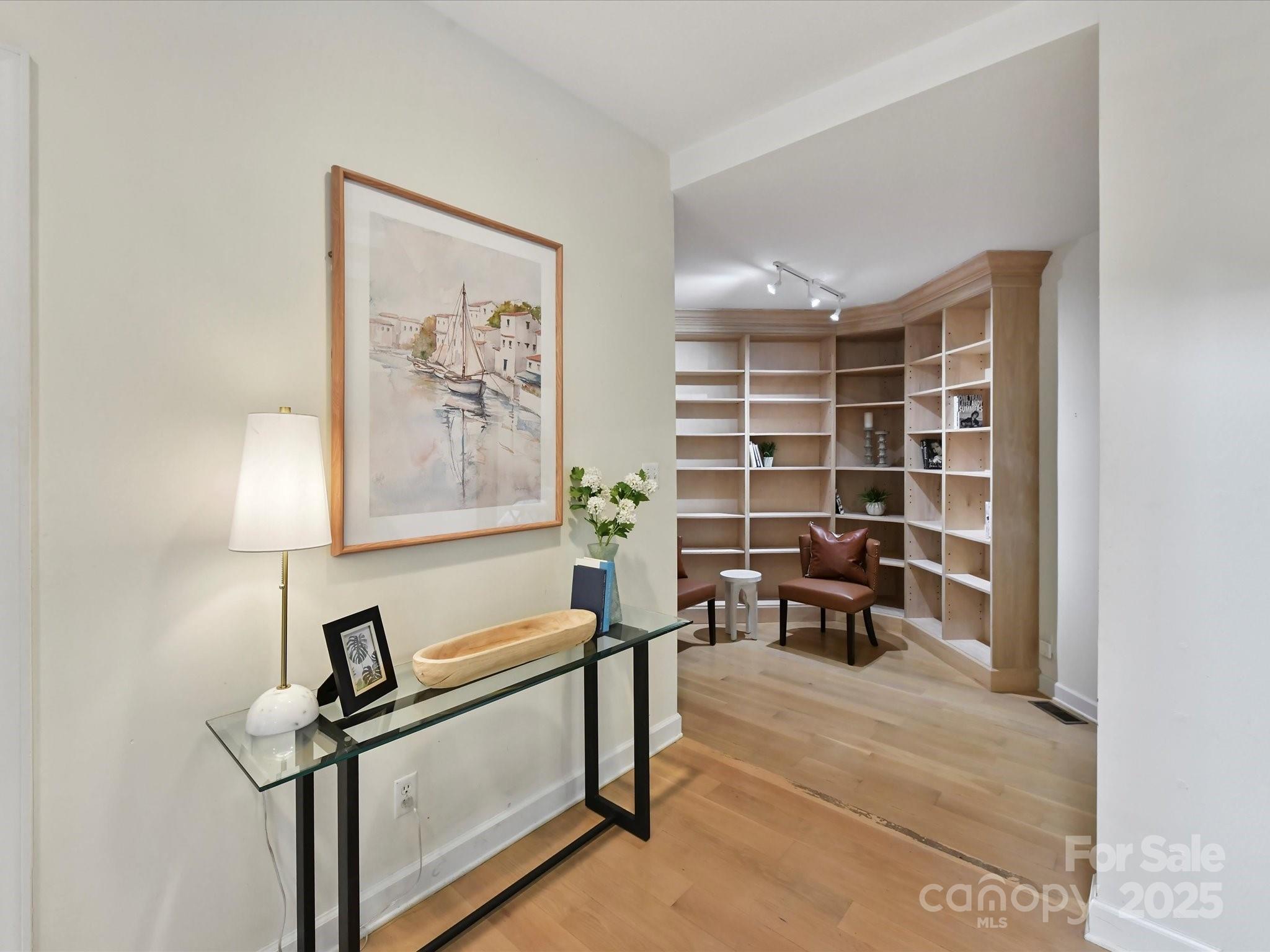 Tega Cay - Residential