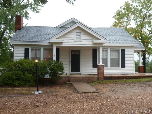 Enjoy the quiet of country living, 7.24 acres with pond, home features 4BR's, 2FBA's, 
Fml LR, fml DR, large bonus room upstairs, small sunroom with gorgeous view of the water, kitchen with dishwasher, cook top stove and separate oven, large front porch, deck off of sun room, that leads to pond. Buford school district.