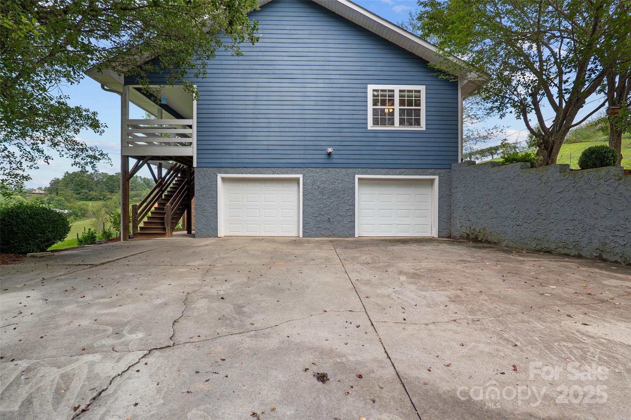 Breton Ridge - Residential
