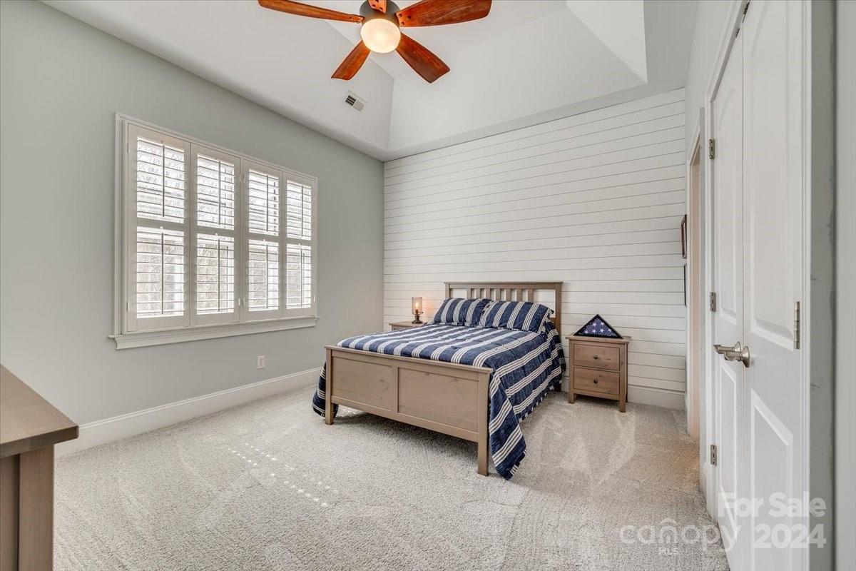 Sunset Ridge - Residential
