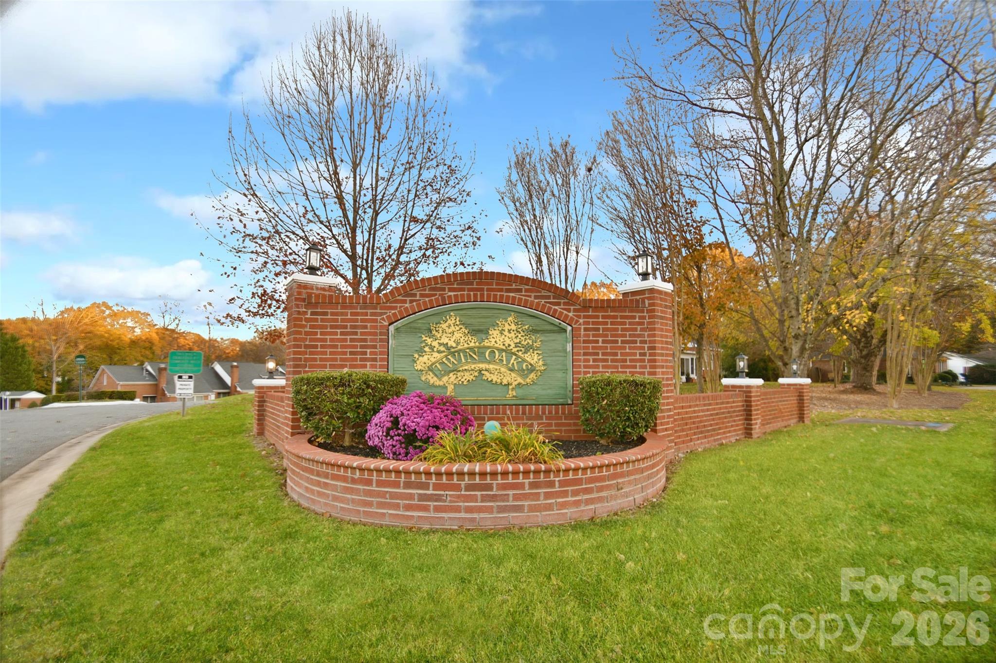 Twin Oaks - Residential