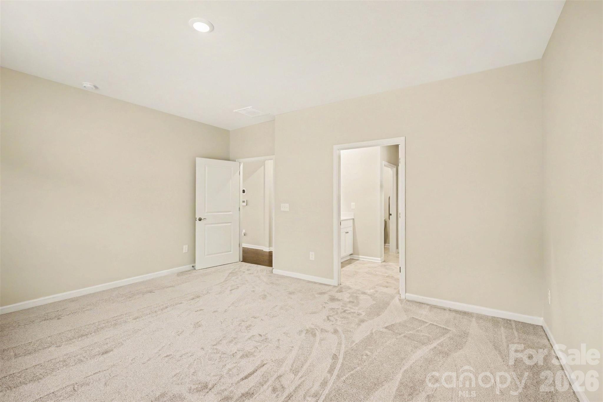 Imagery On Mtn Island - Residential
