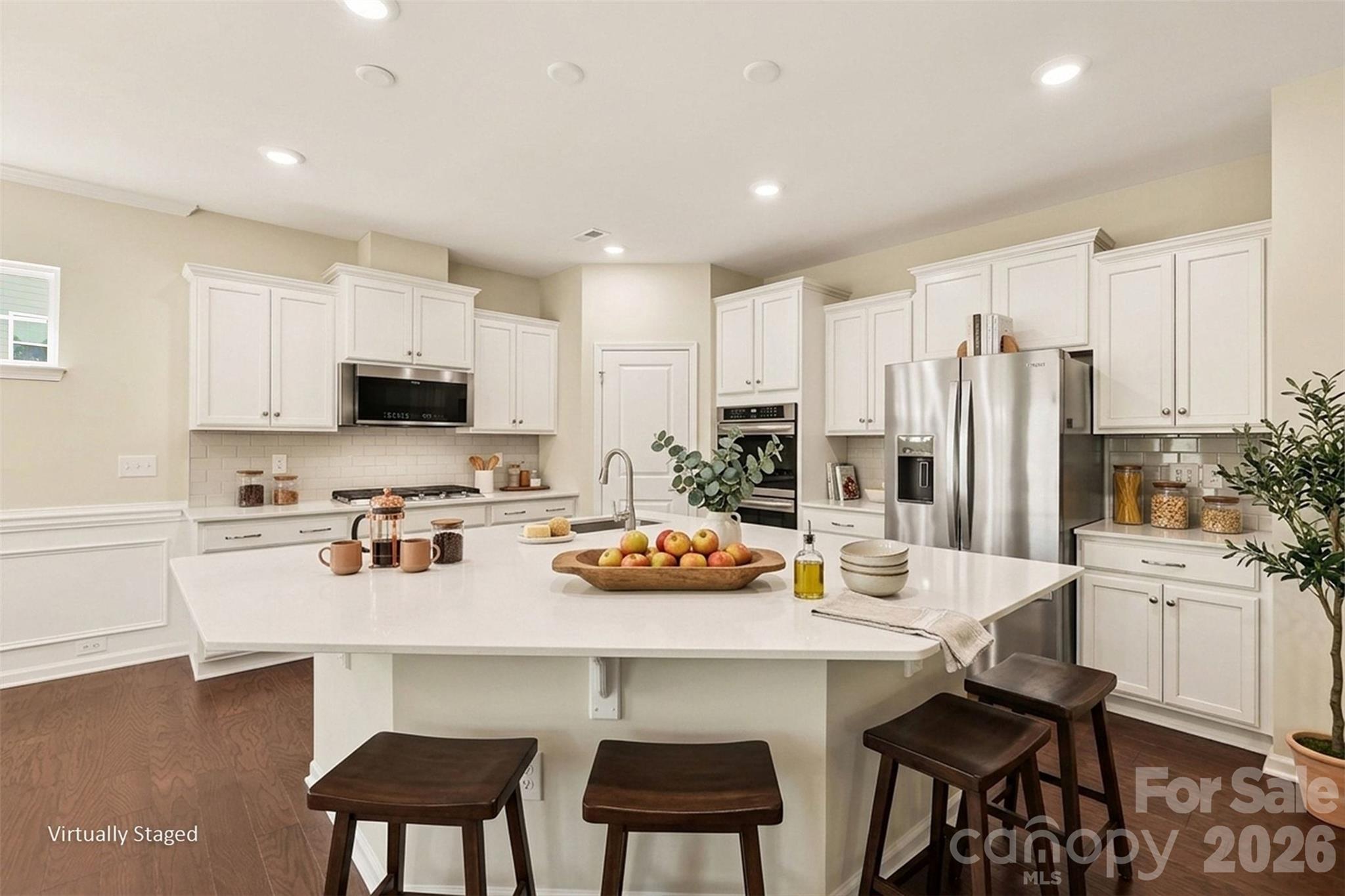 Imagery On Mtn Island - Residential