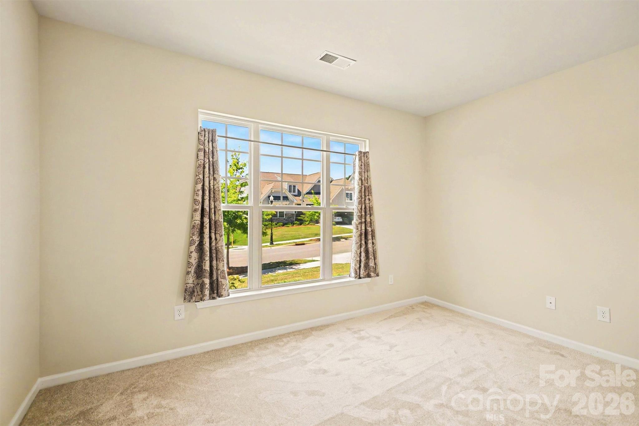 Imagery On Mtn Island - Residential