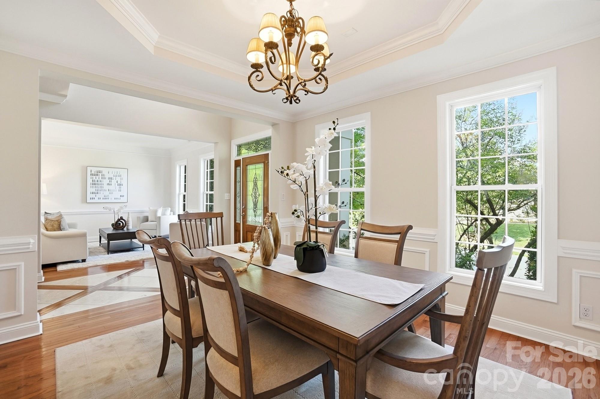 Hollister - Residential