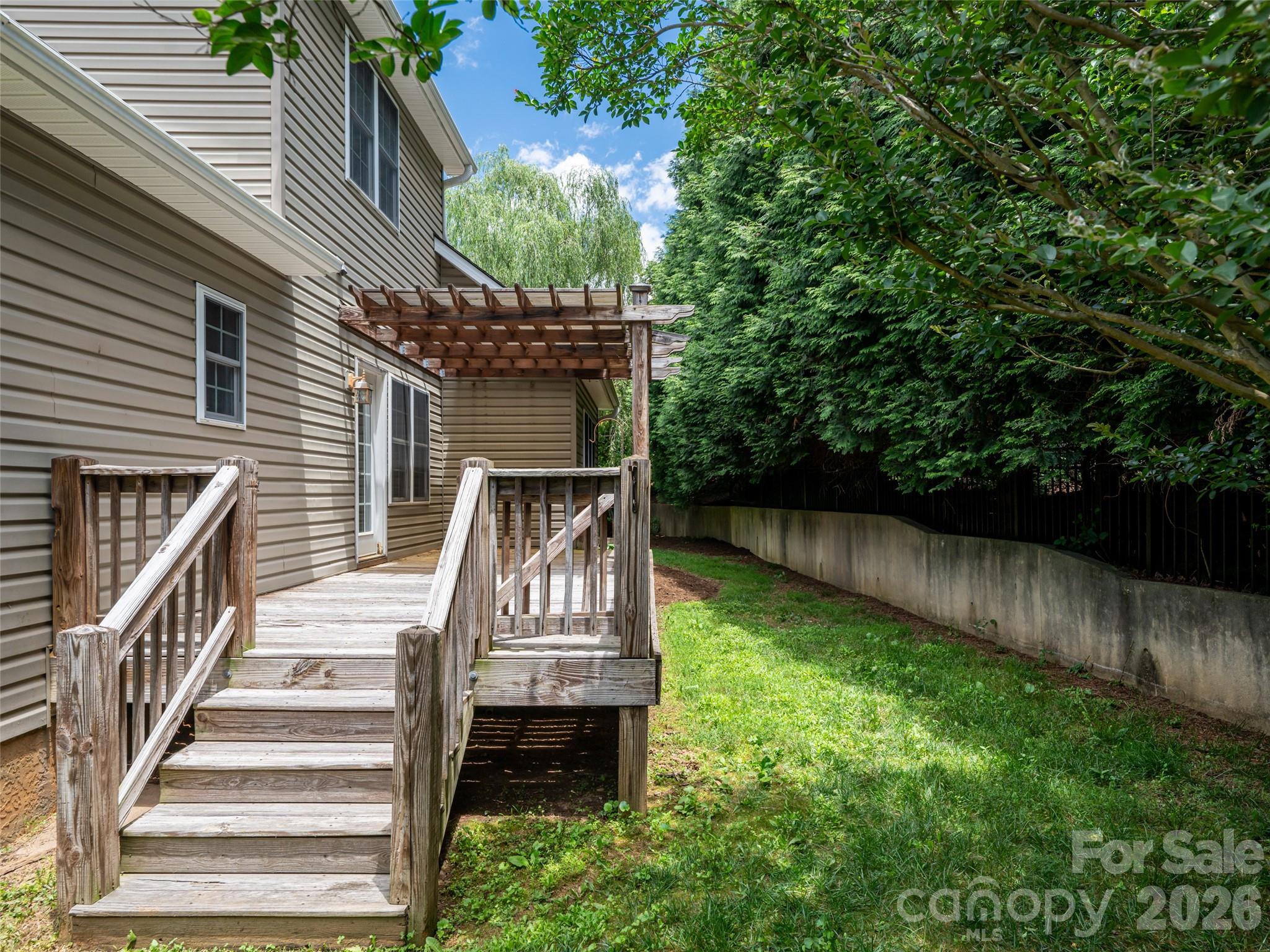 Rivercrest - Residential