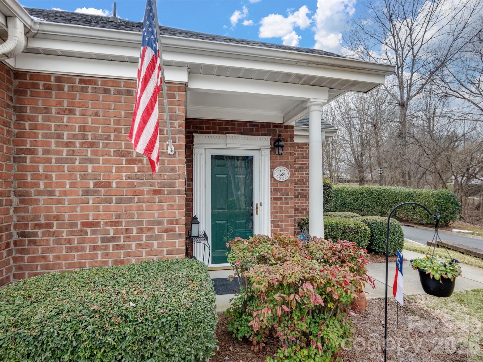 The Glen at Highland Creek - Residential