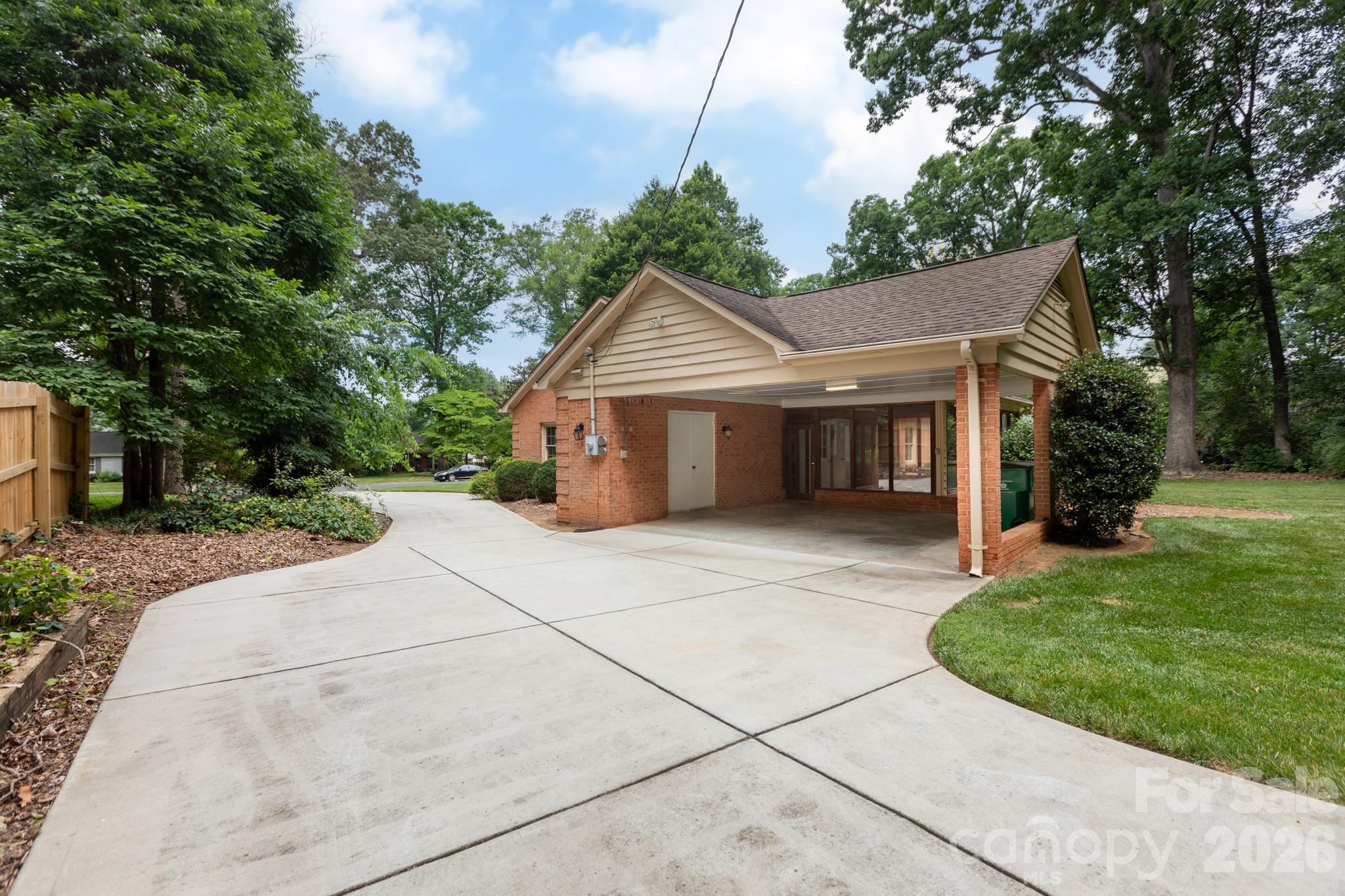 Sherwood Forest - Residential