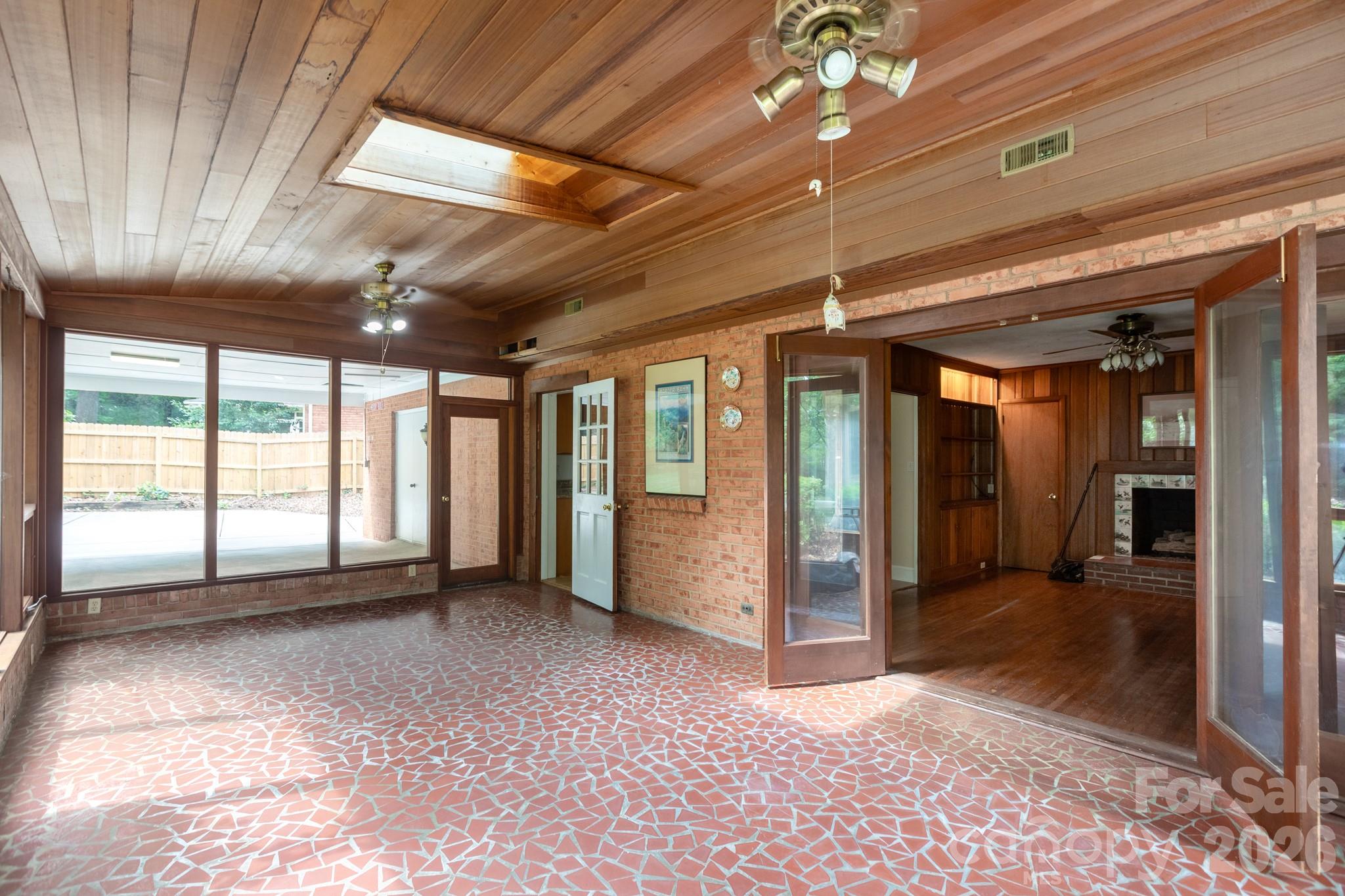 Sherwood Forest - Residential