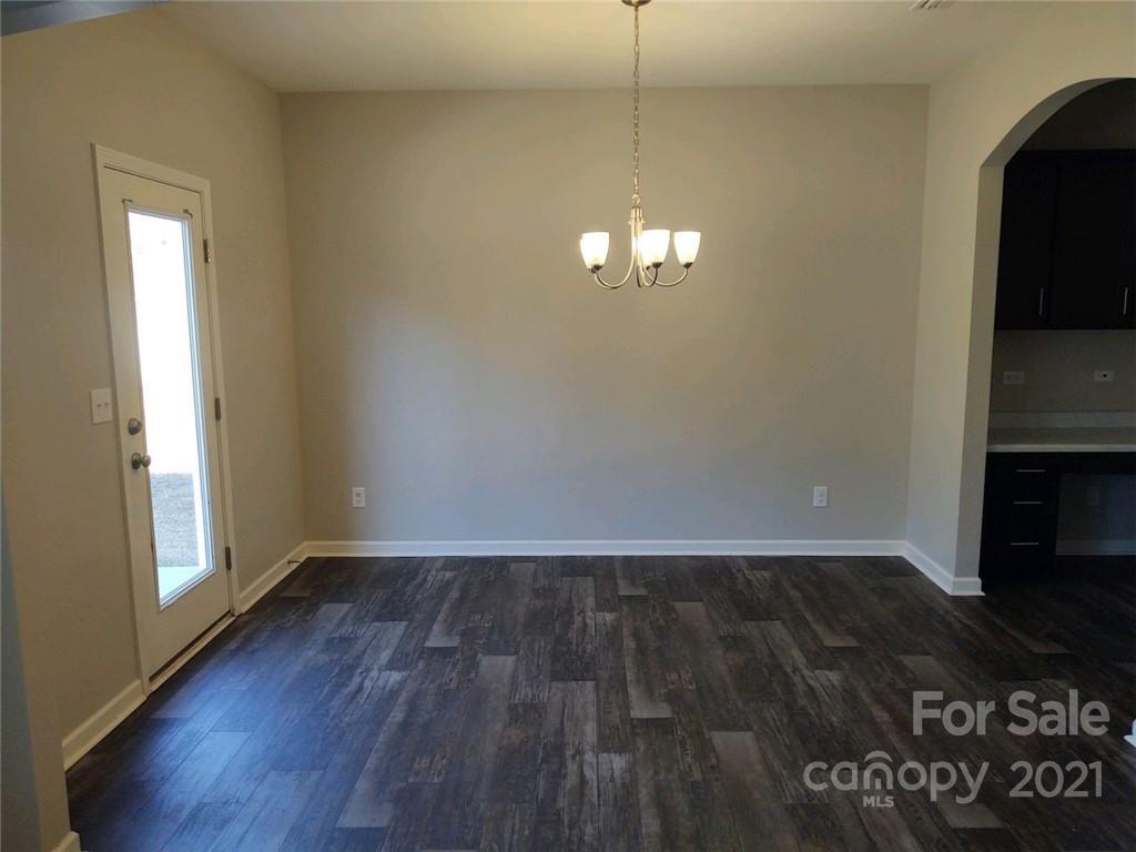 Newport Lakes - Residential