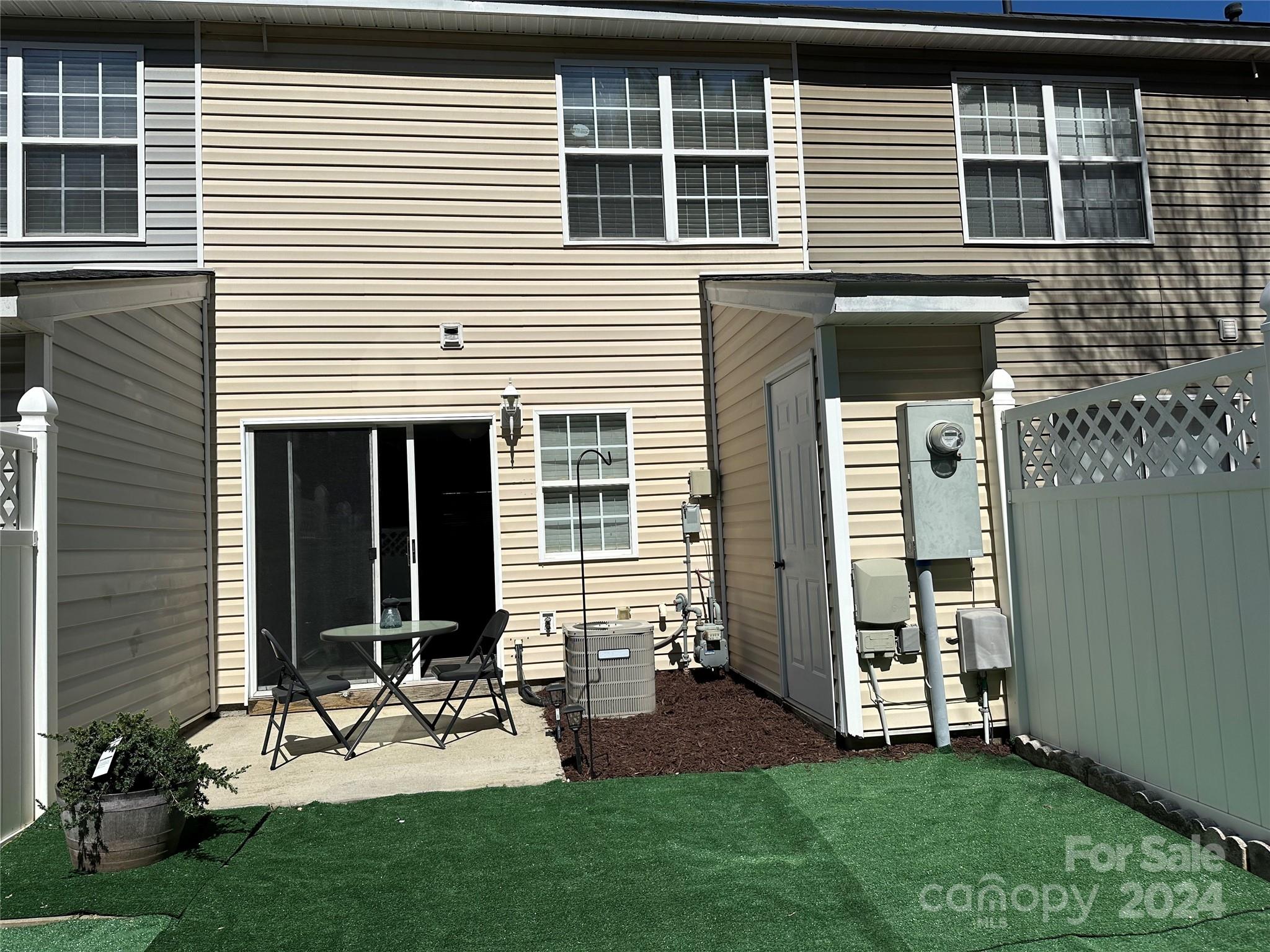 BENNINGTON PLACE - Residential