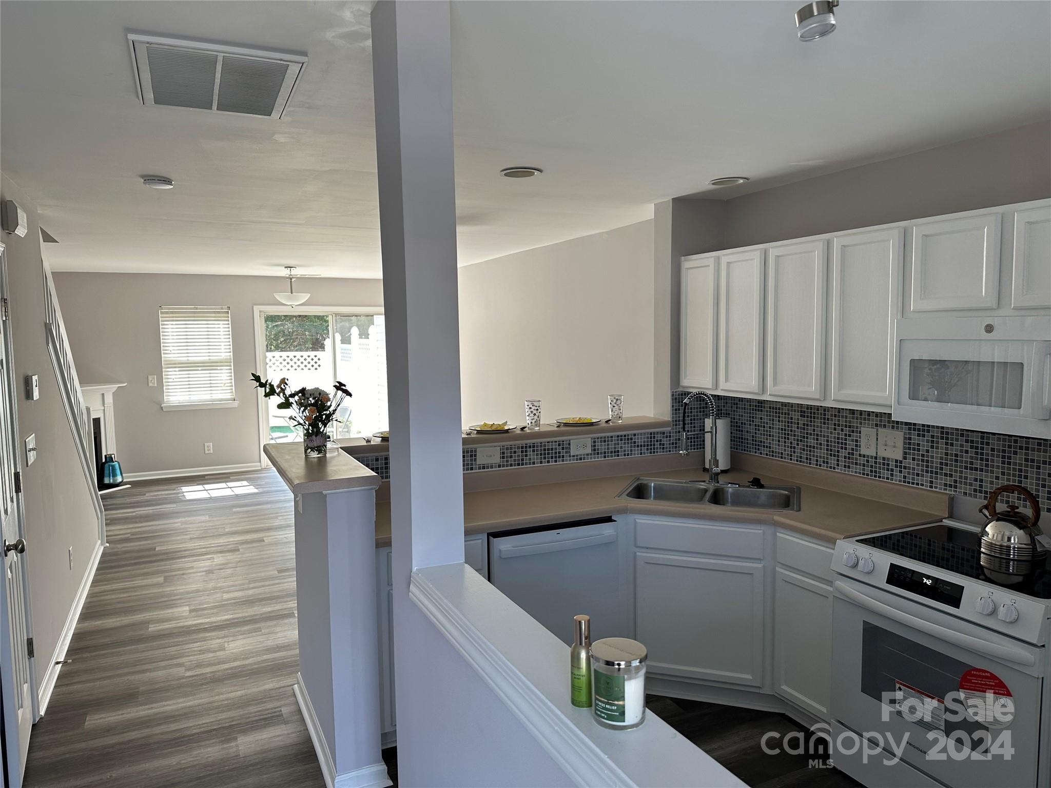 BENNINGTON PLACE - Residential