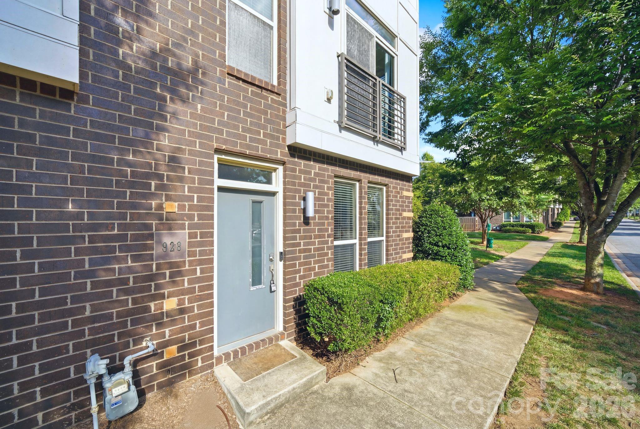 Steel Gardens - Residential