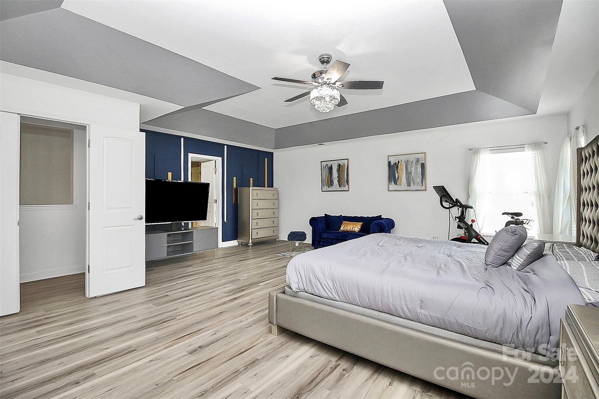 Hamilton Lakes - Residential