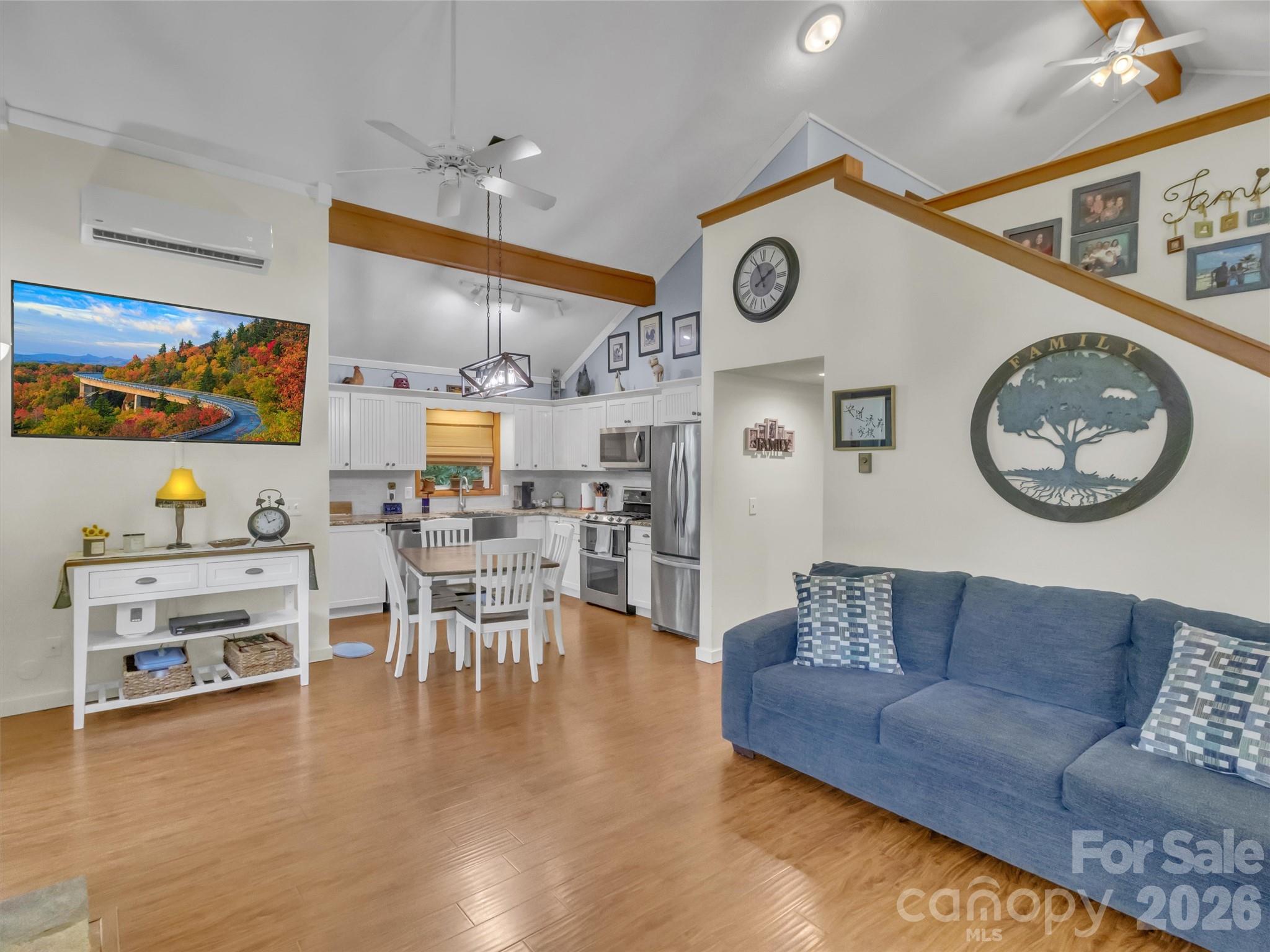 Horseshoe Cove - Residential