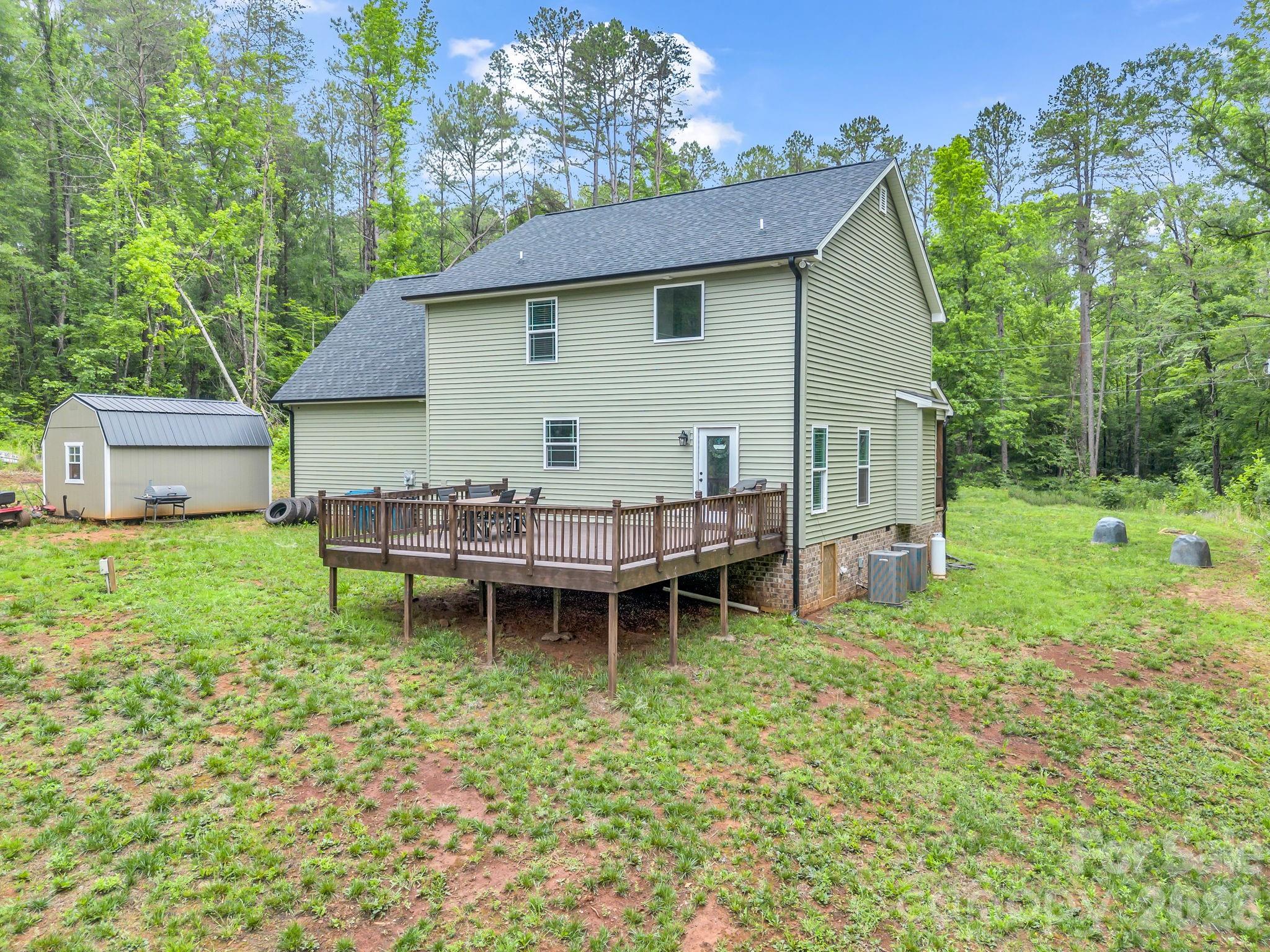 Magna Vista - Residential