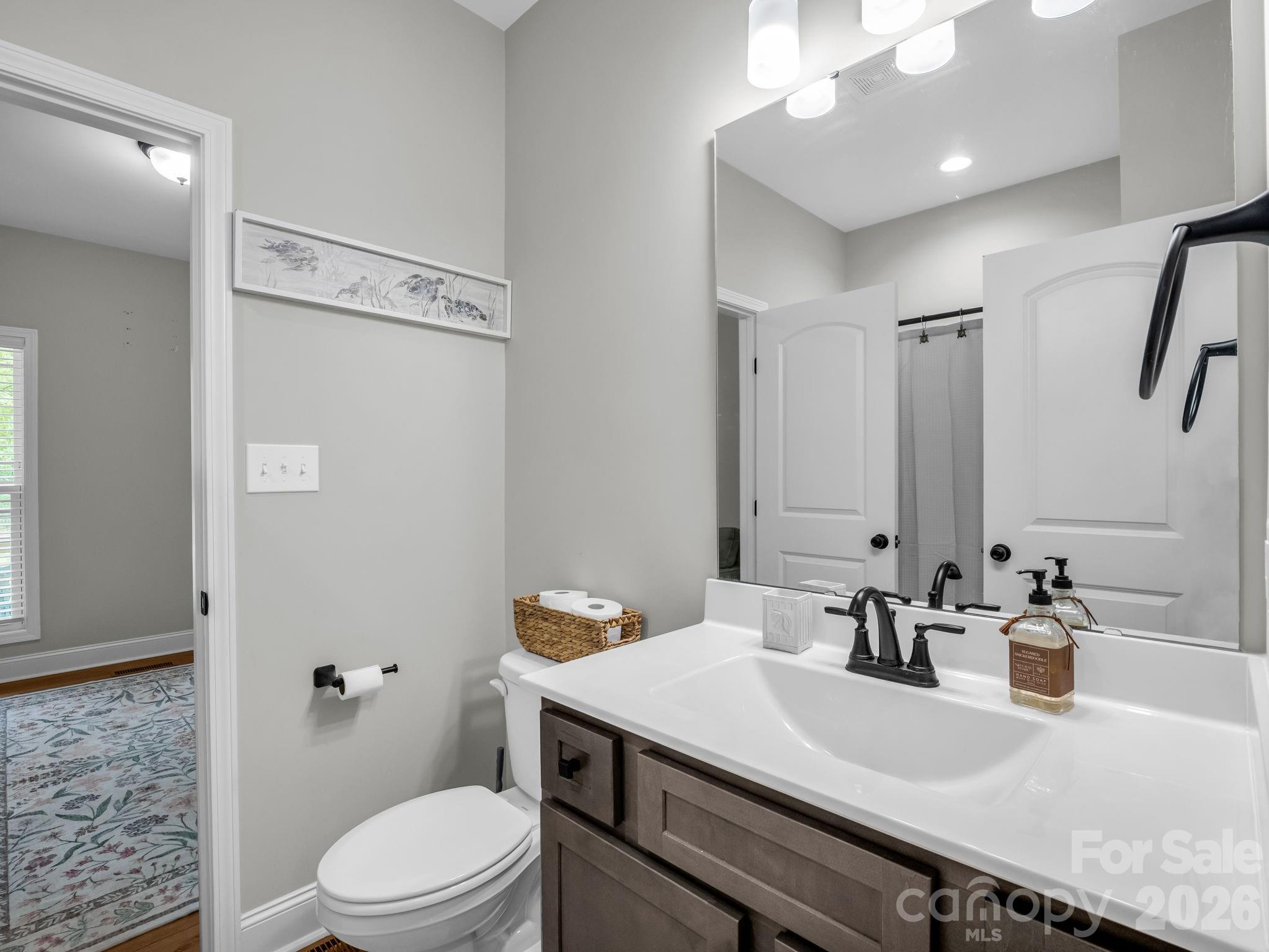Magna Vista - Residential
