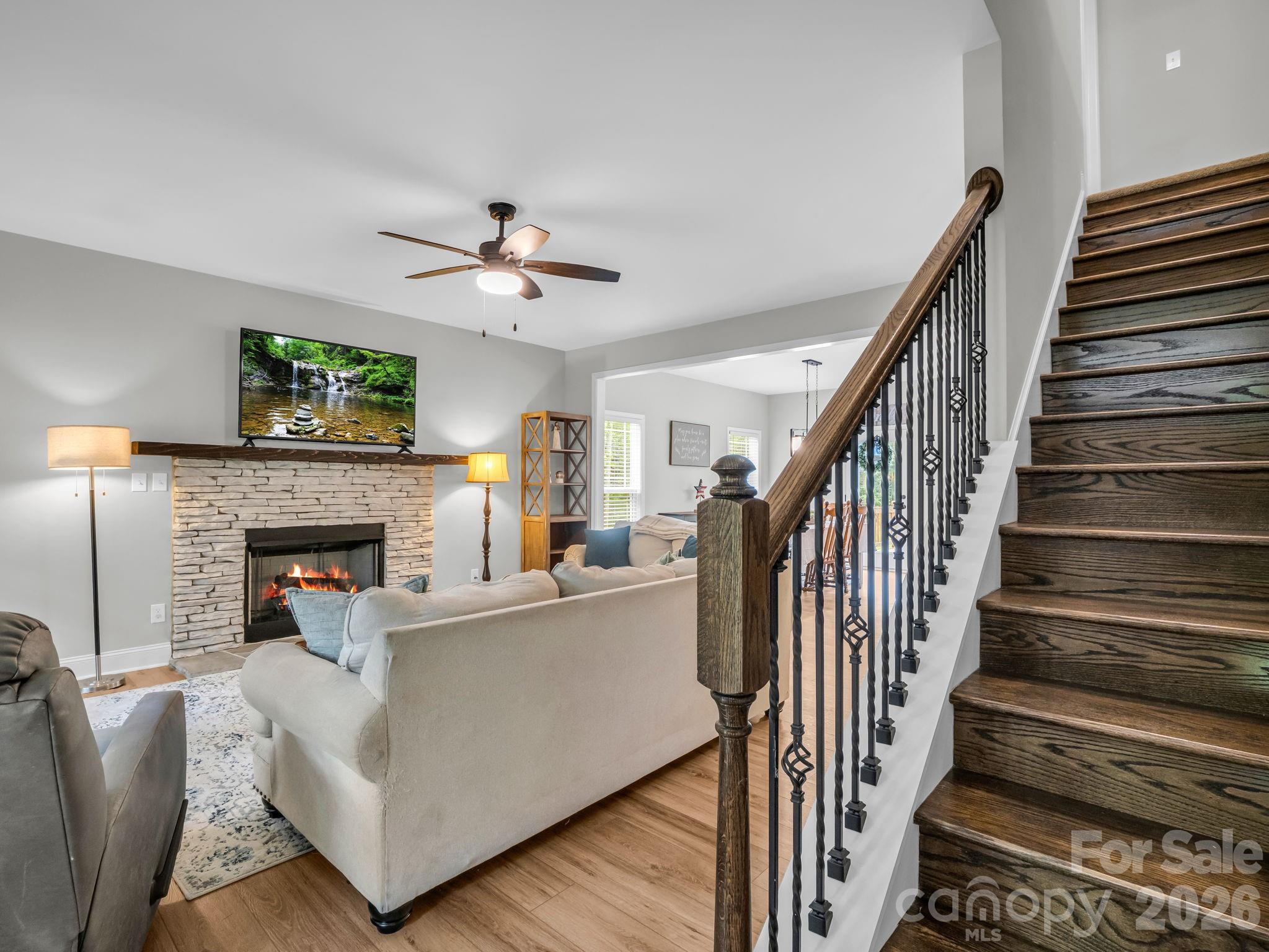 Magna Vista - Residential