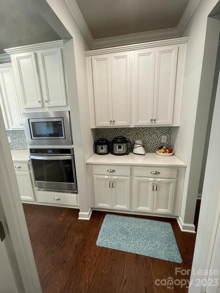 Saxon Place - Residential Lease