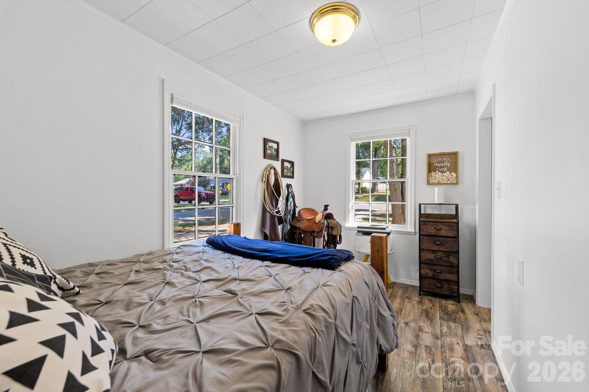 Moss Acres - Residential