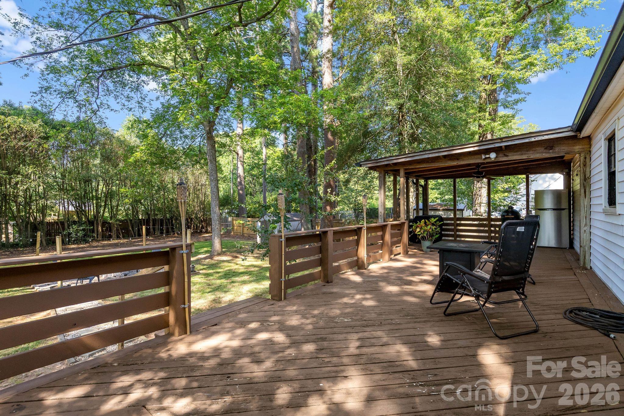 Moss Acres - Residential