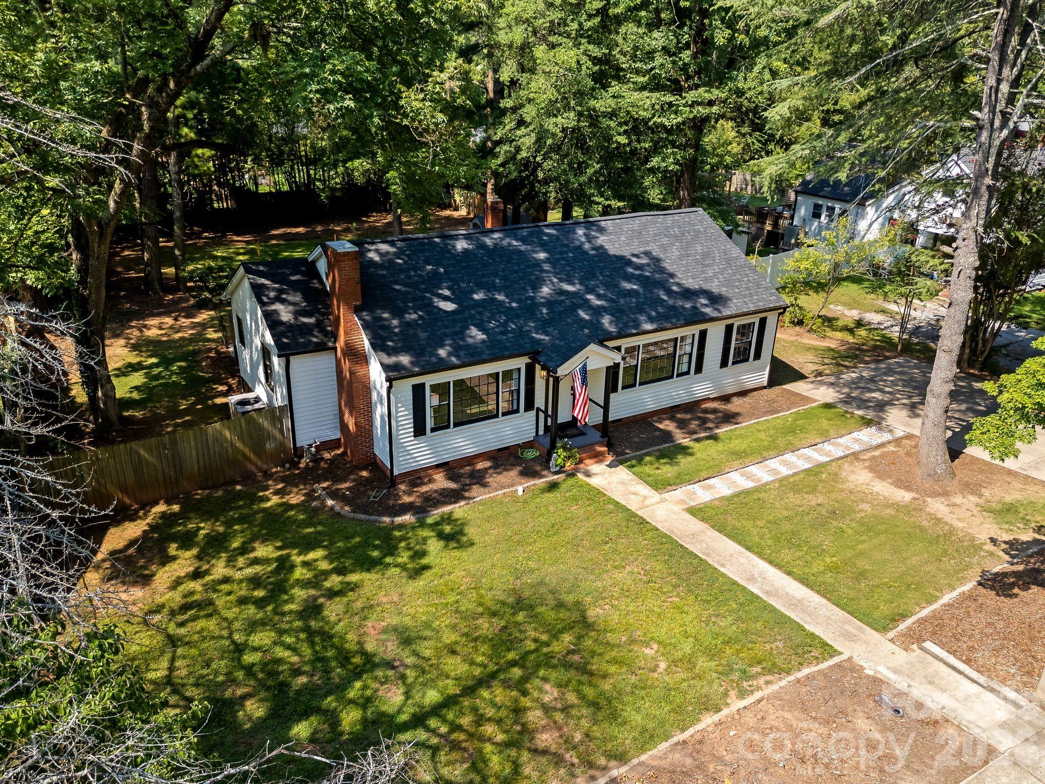 Moss Acres - Residential
