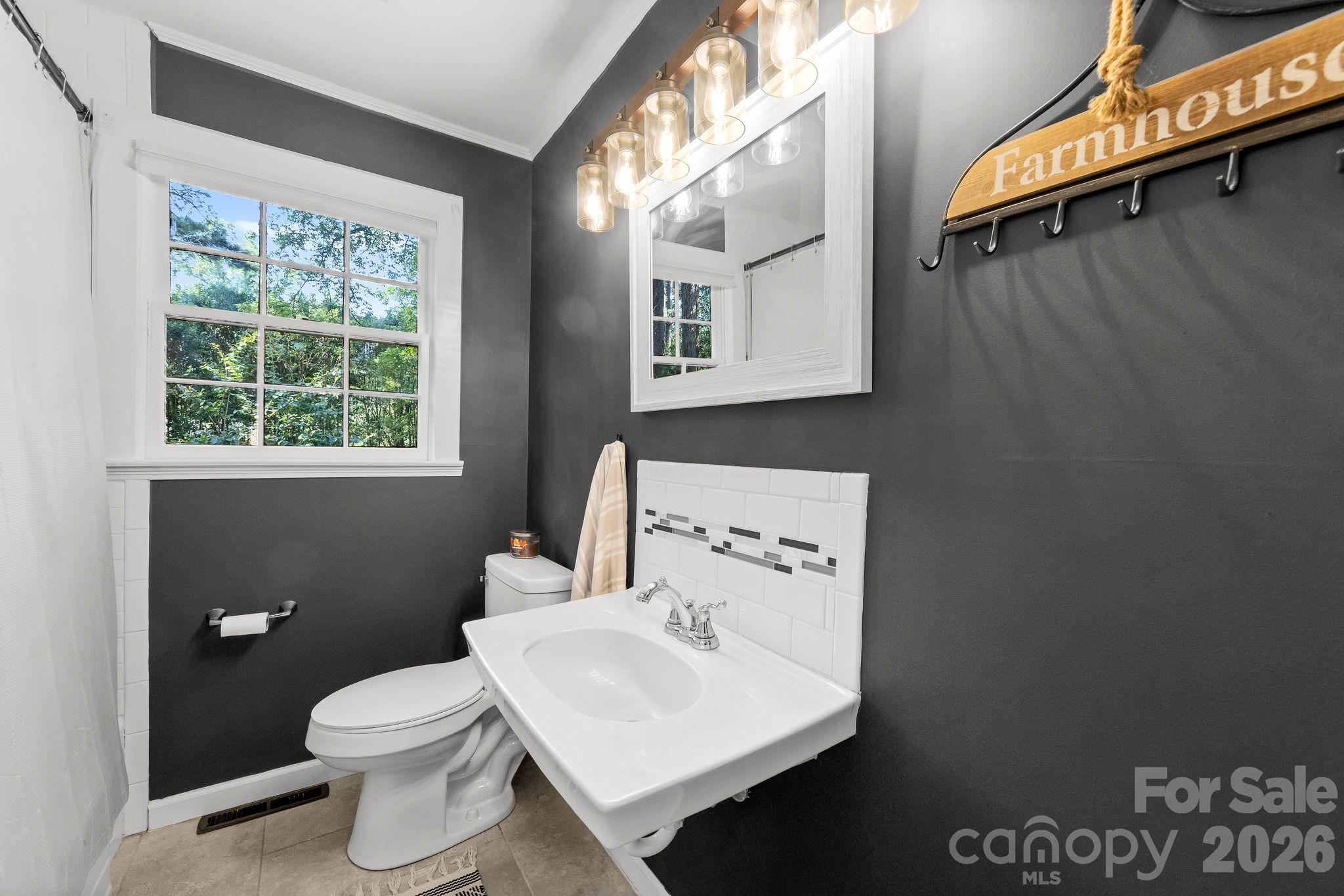 Moss Acres - Residential