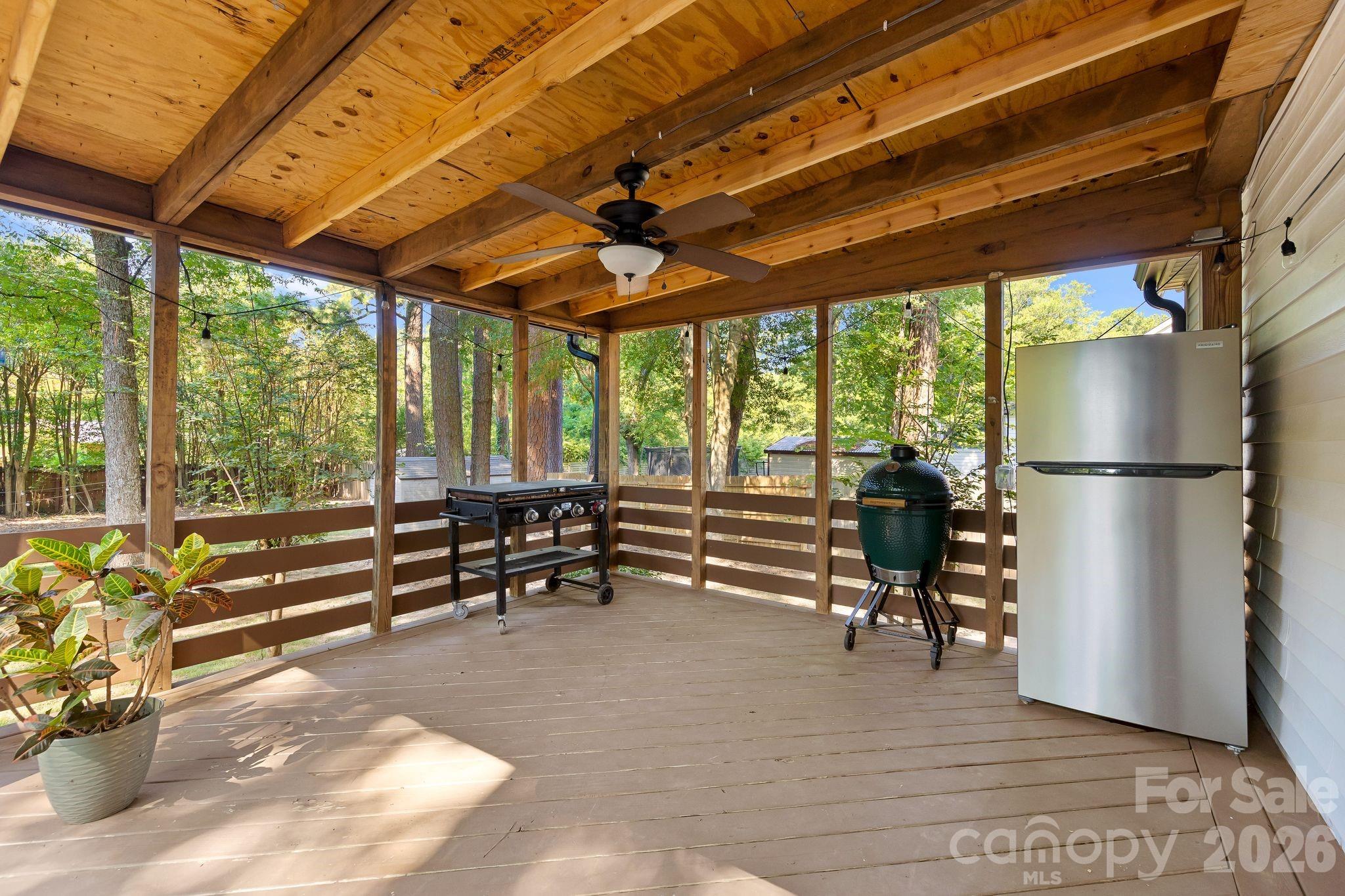 Moss Acres - Residential