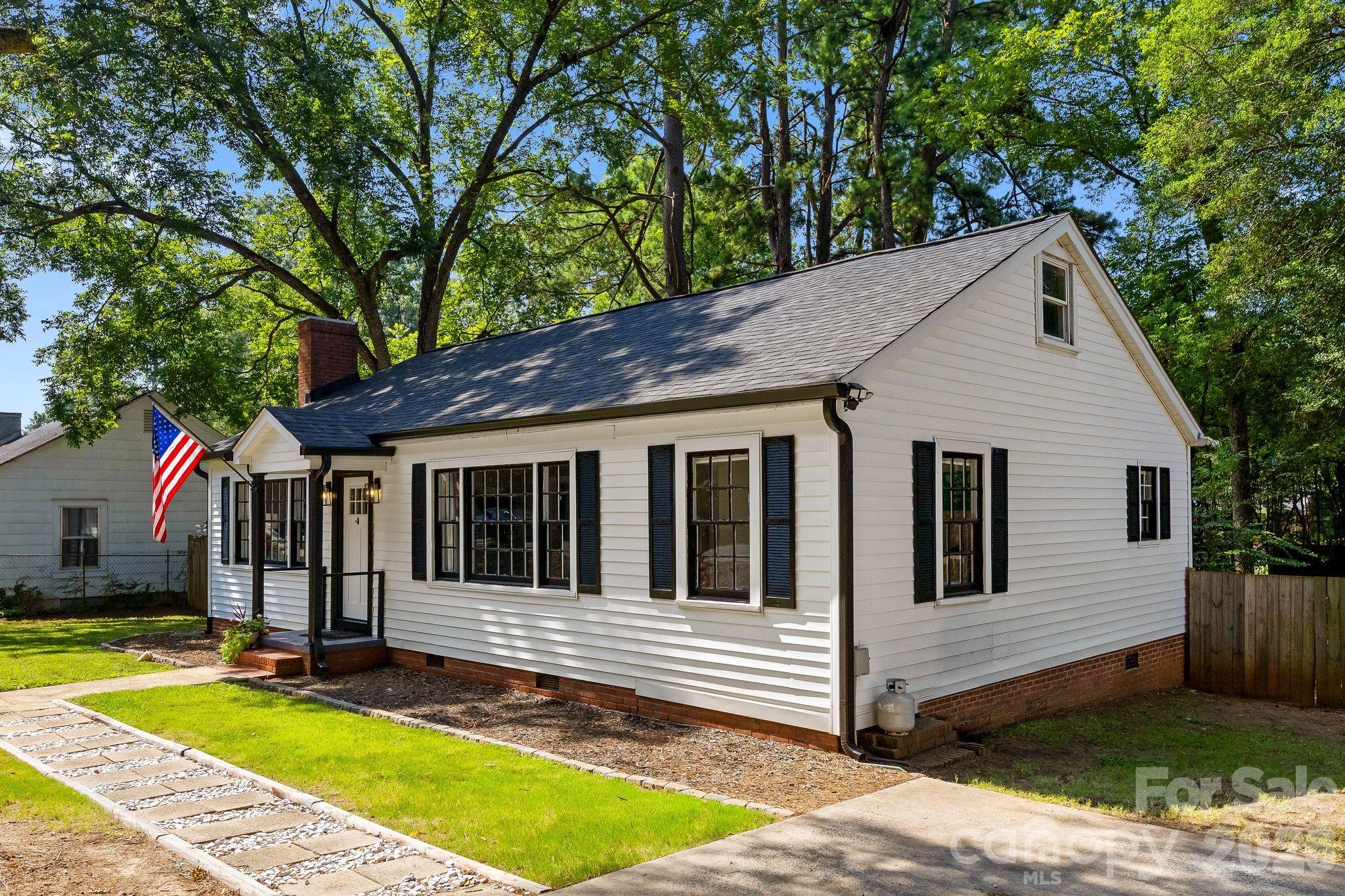 Moss Acres - Residential