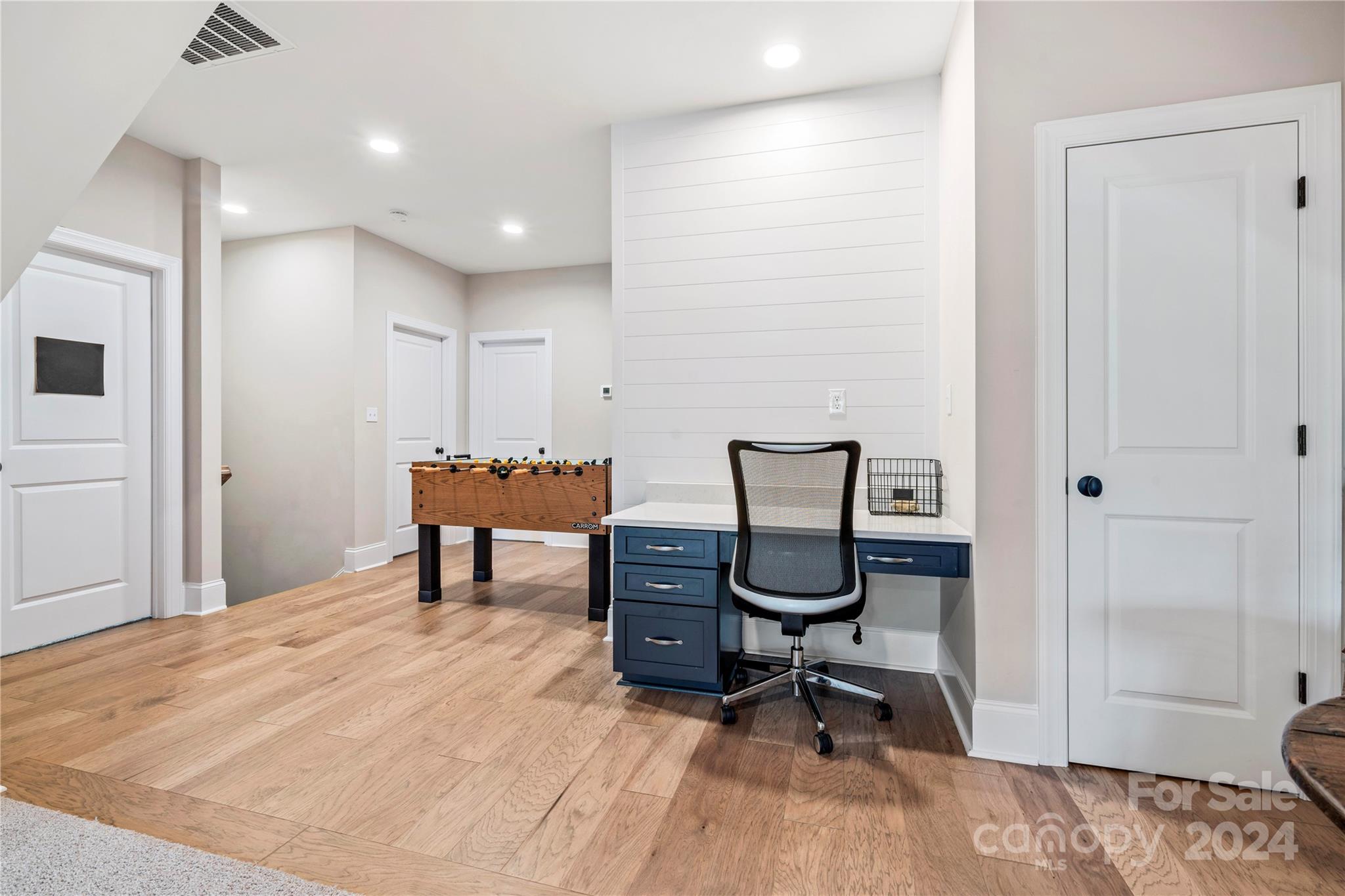 The Retreat At Sunset Ridge - Residential