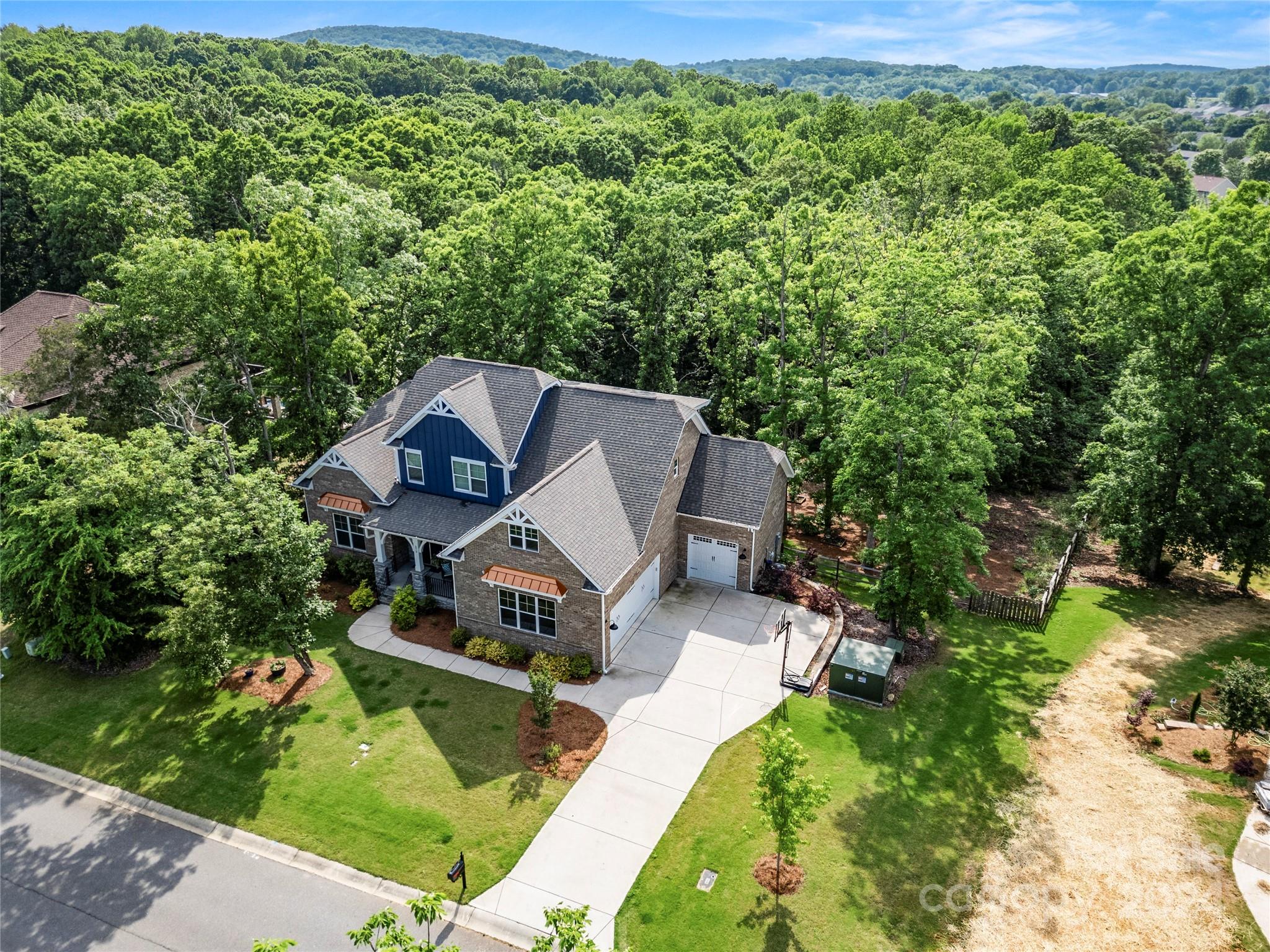 The Retreat At Sunset Ridge - Residential