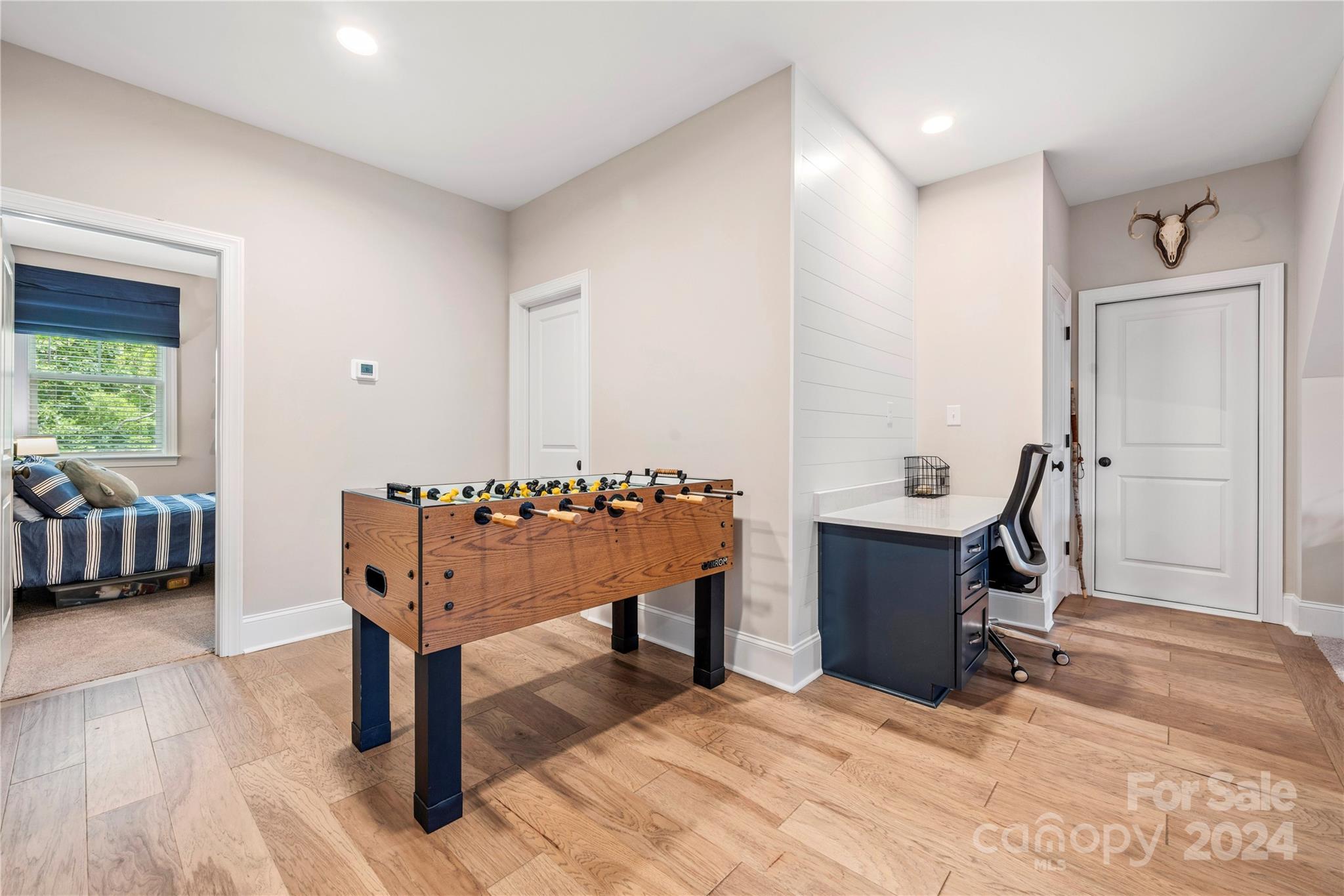 The Retreat At Sunset Ridge - Residential