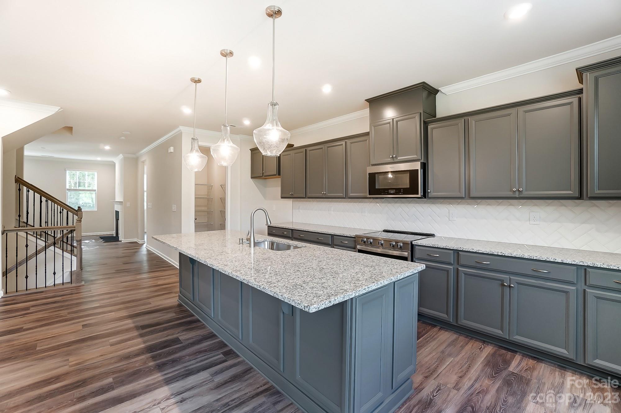 Summers Walk - Residential