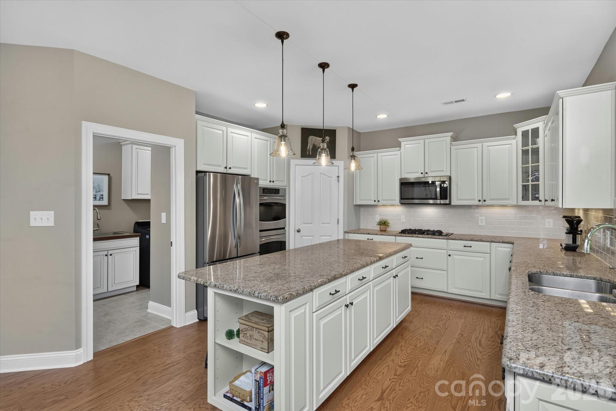 Lake Forest Preserve - Residential