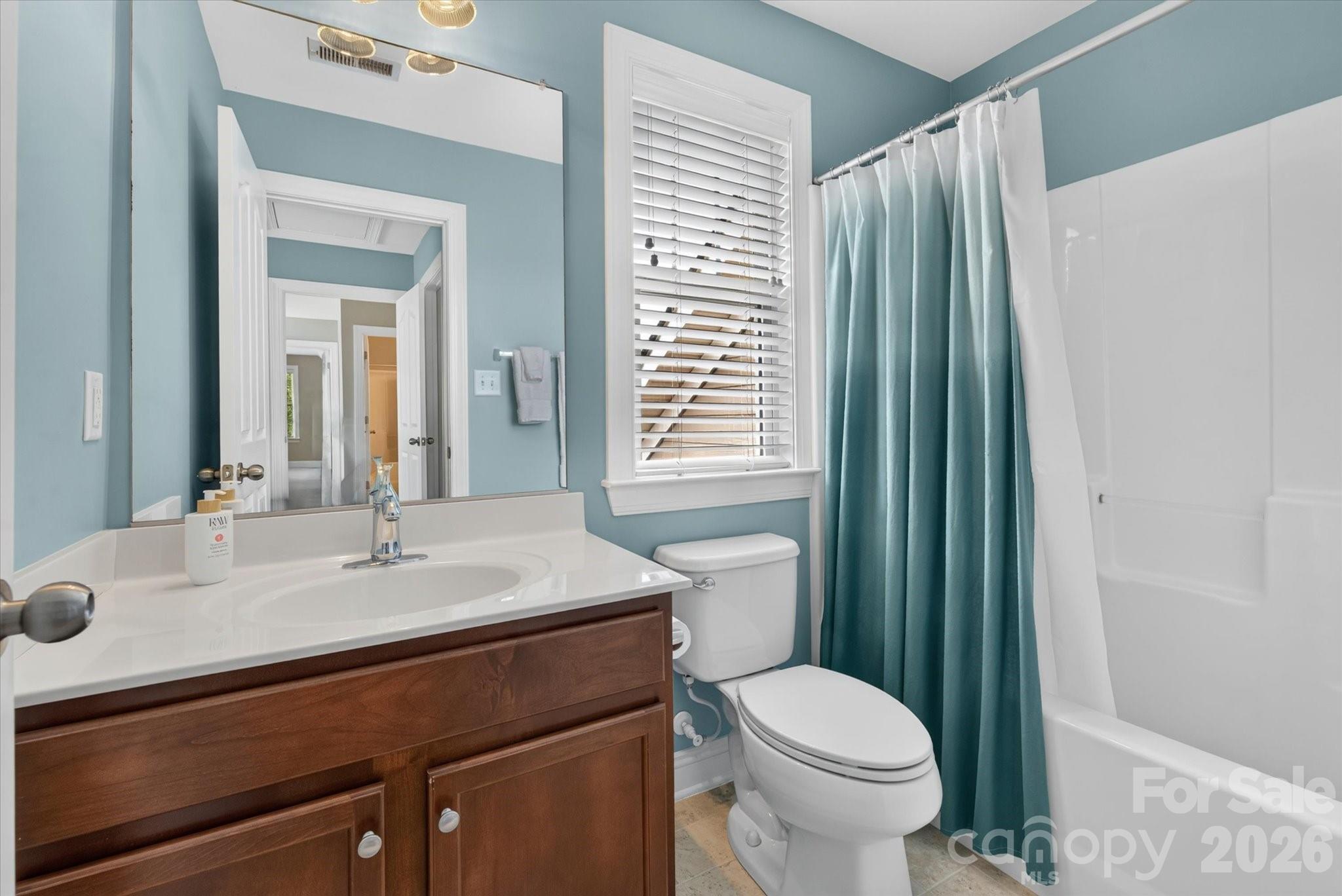 Lake Forest Preserve - Residential