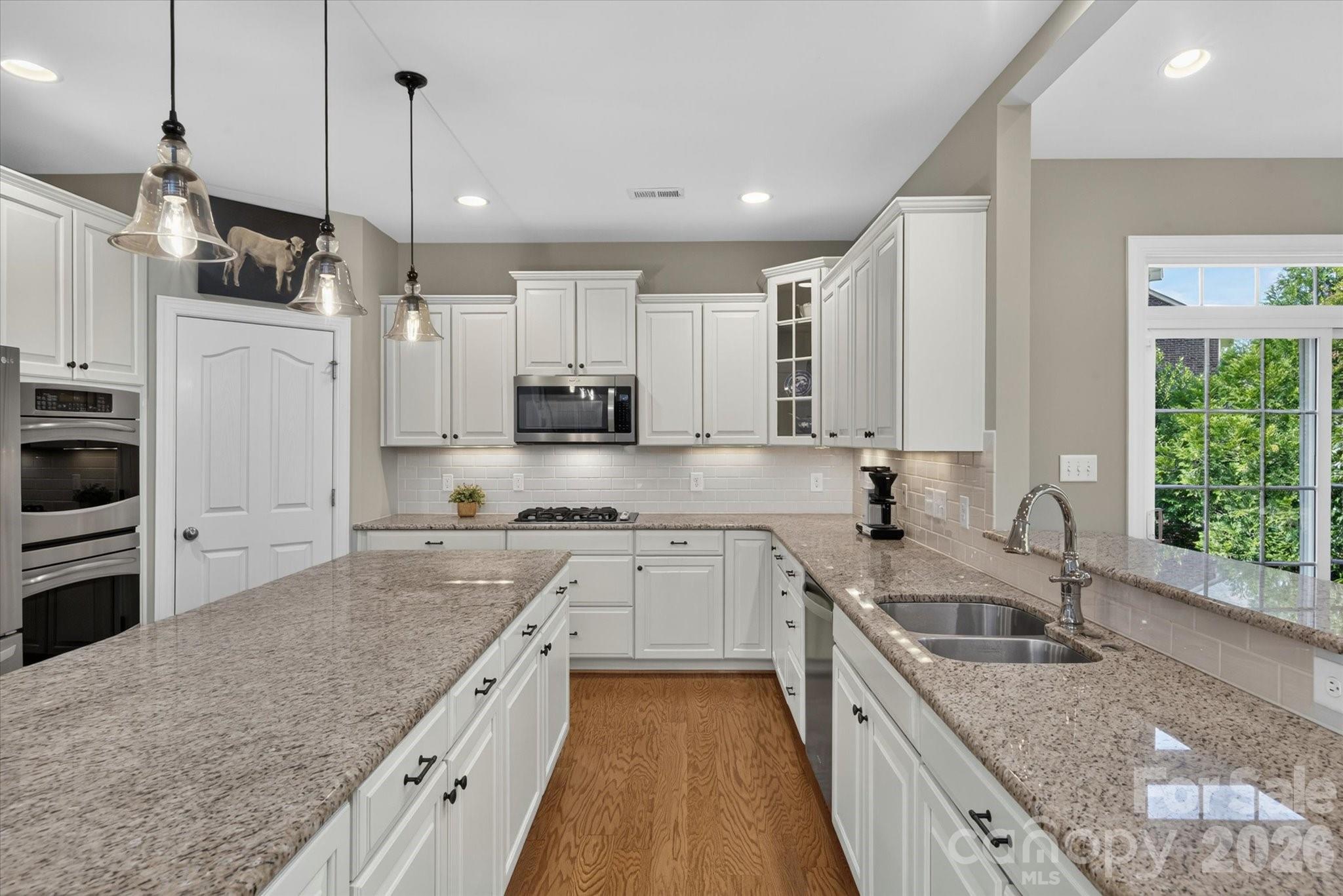 Lake Forest Preserve - Residential