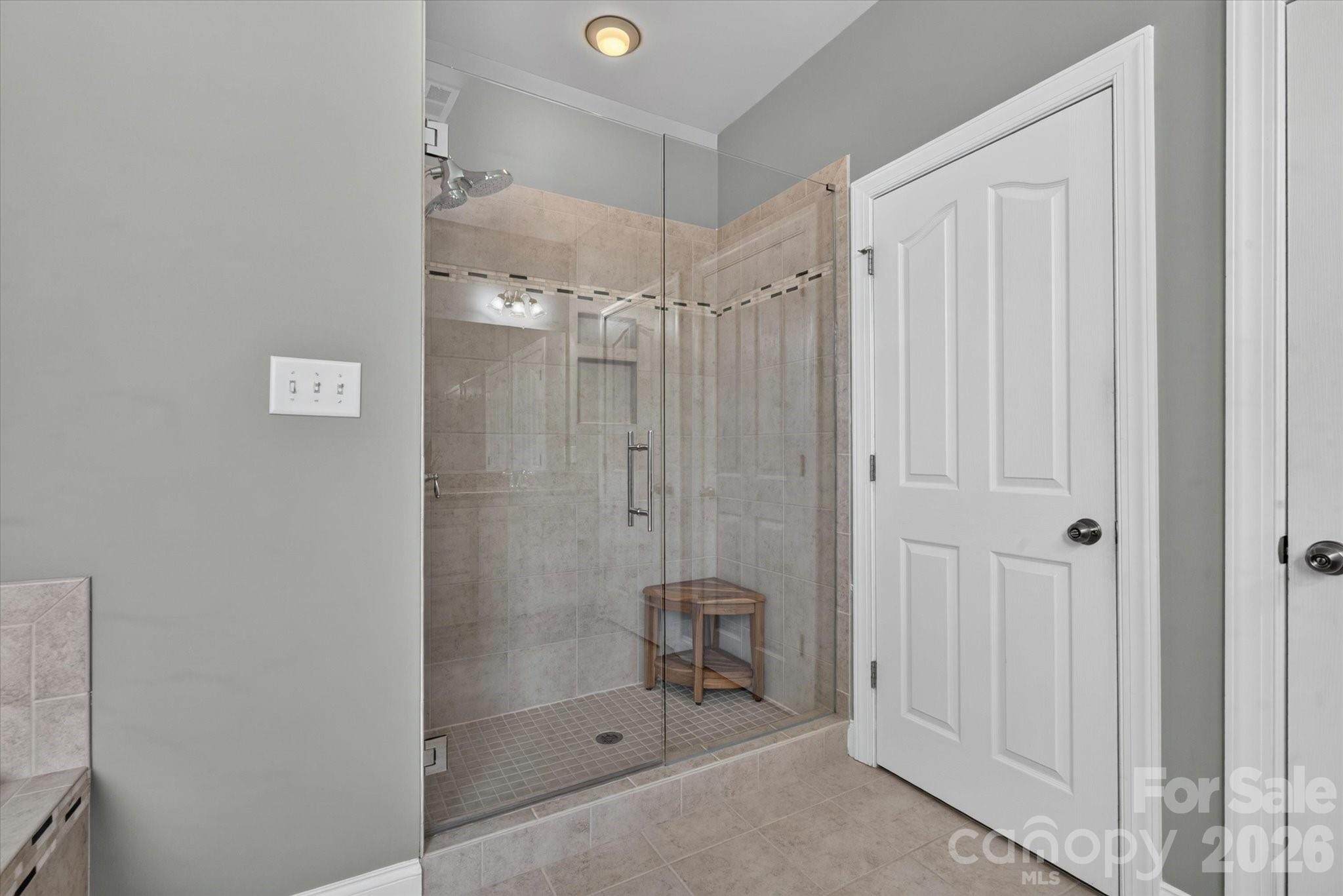 Lake Forest Preserve - Residential