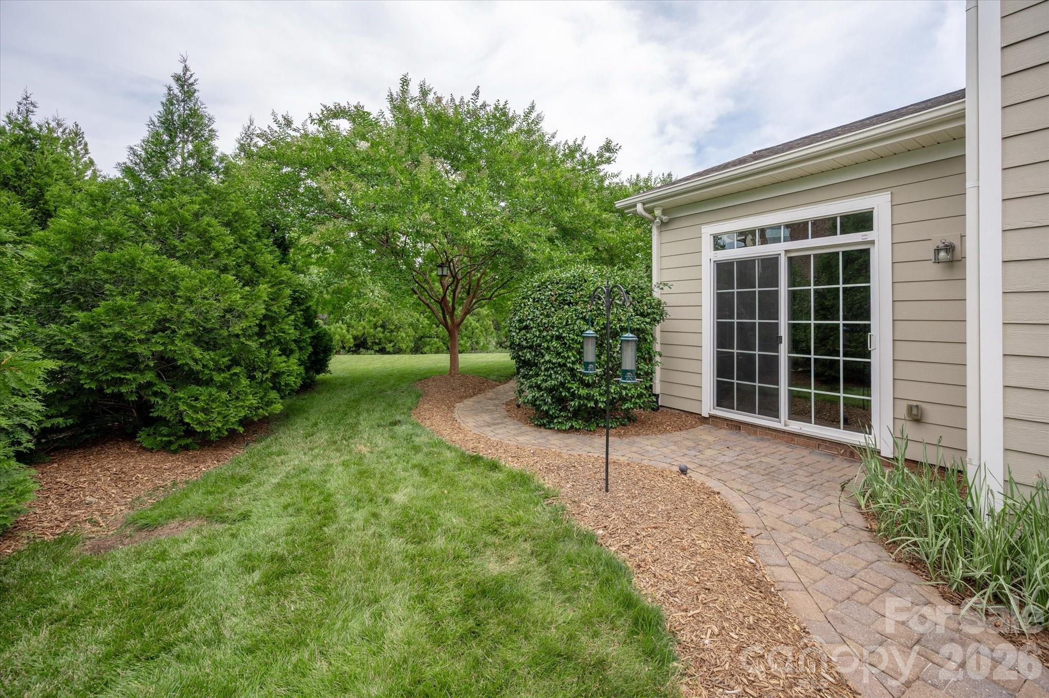 Lake Forest Preserve - Residential