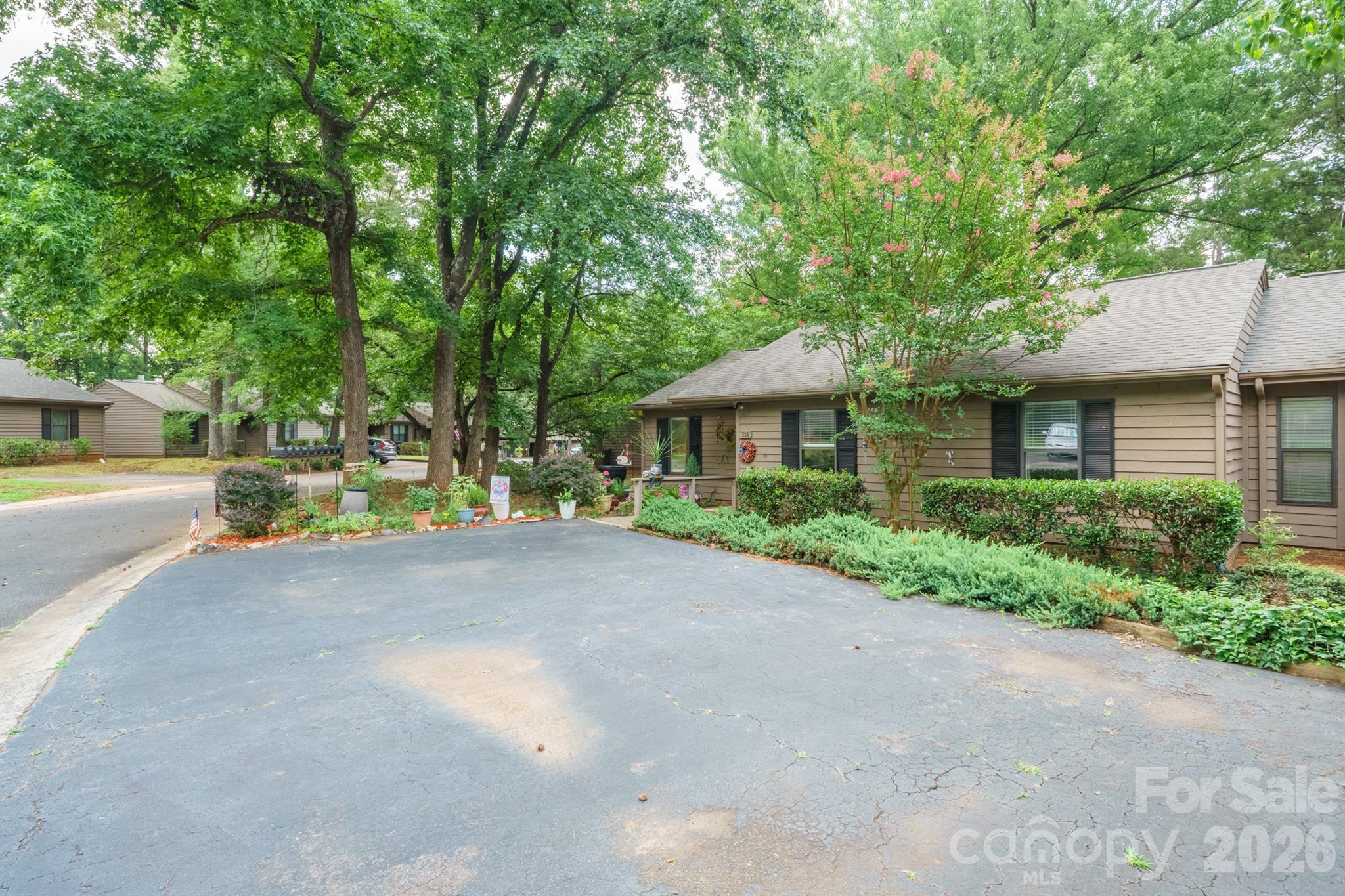Dogwood Hills - Residential