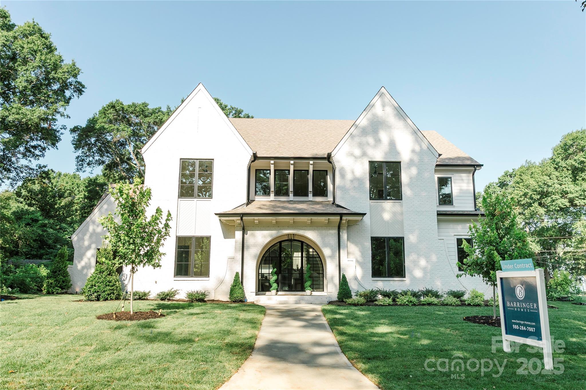 Beautiful Barringer Home build, 5 beds 5 full baths w/ 2 half baths. Upstairs & Downstairs Bonus/Rec space, Separate downstairs office along w/ bedroom w/ private full bath. Large walk in scullery and separate pantry. This is for new construction comp purposes.