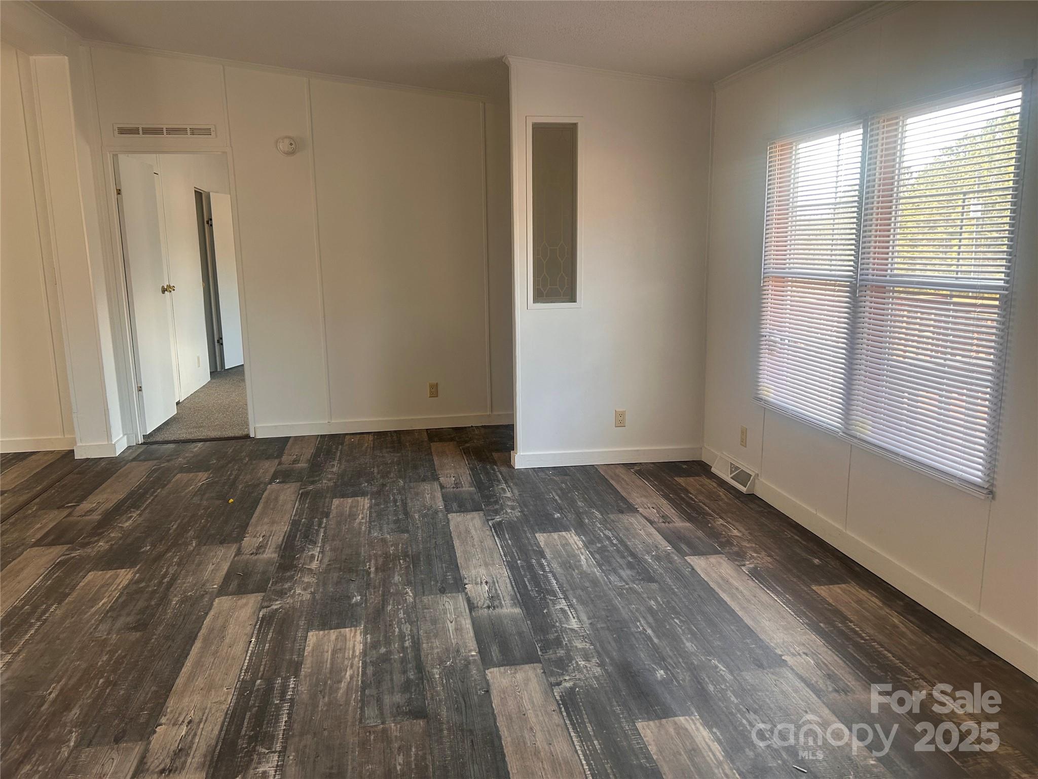 Smith Lake - Residential